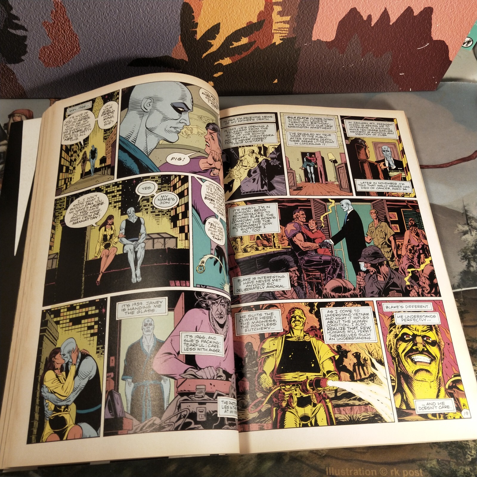 Watchmen by Alan Moore dave Gibbons paperback Comic WILL COMBINE POSTAGE