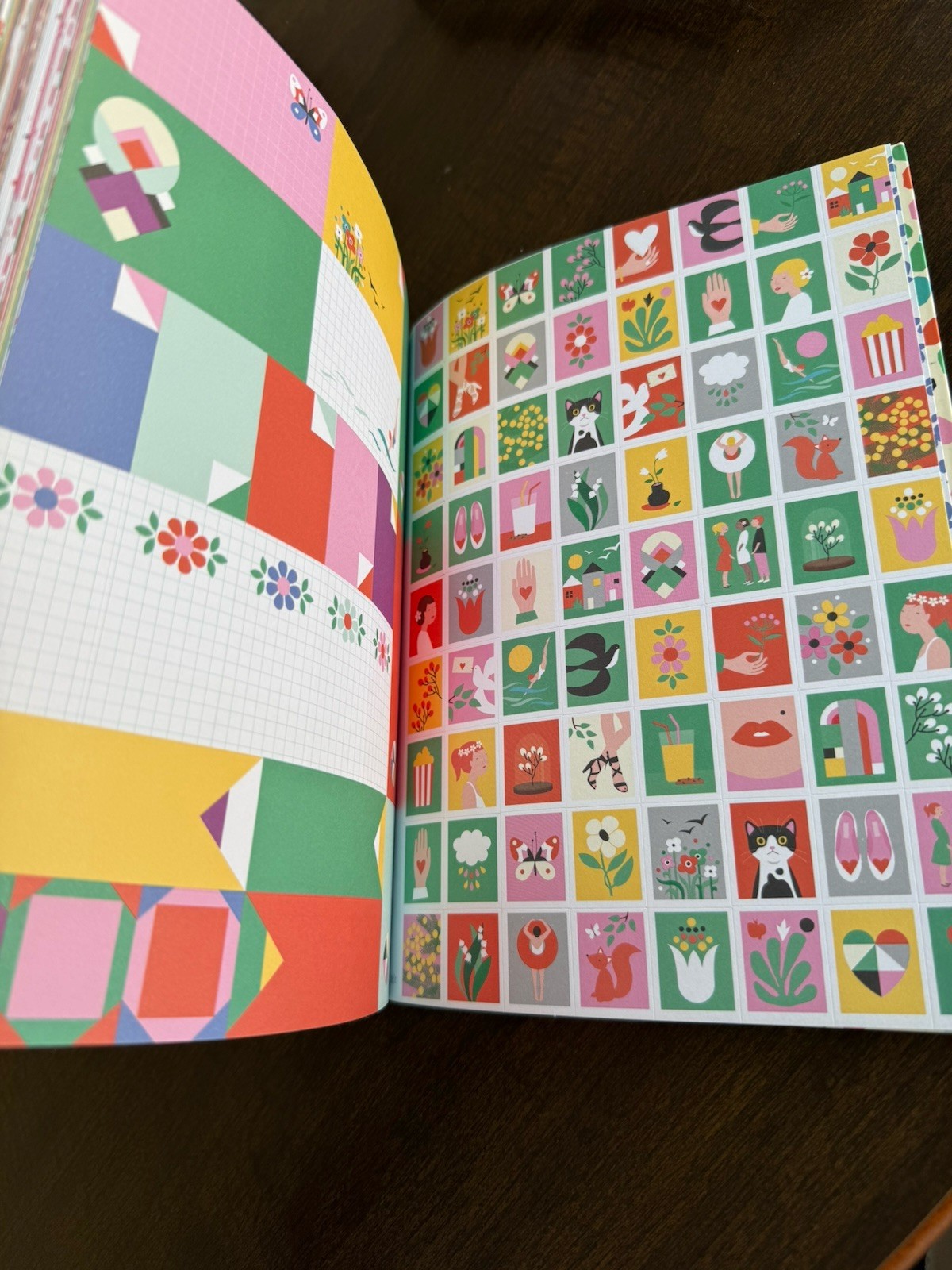 All You Need Is Paper : 230 Detachable Pages of the Cutest Patterns, Cards RARE
