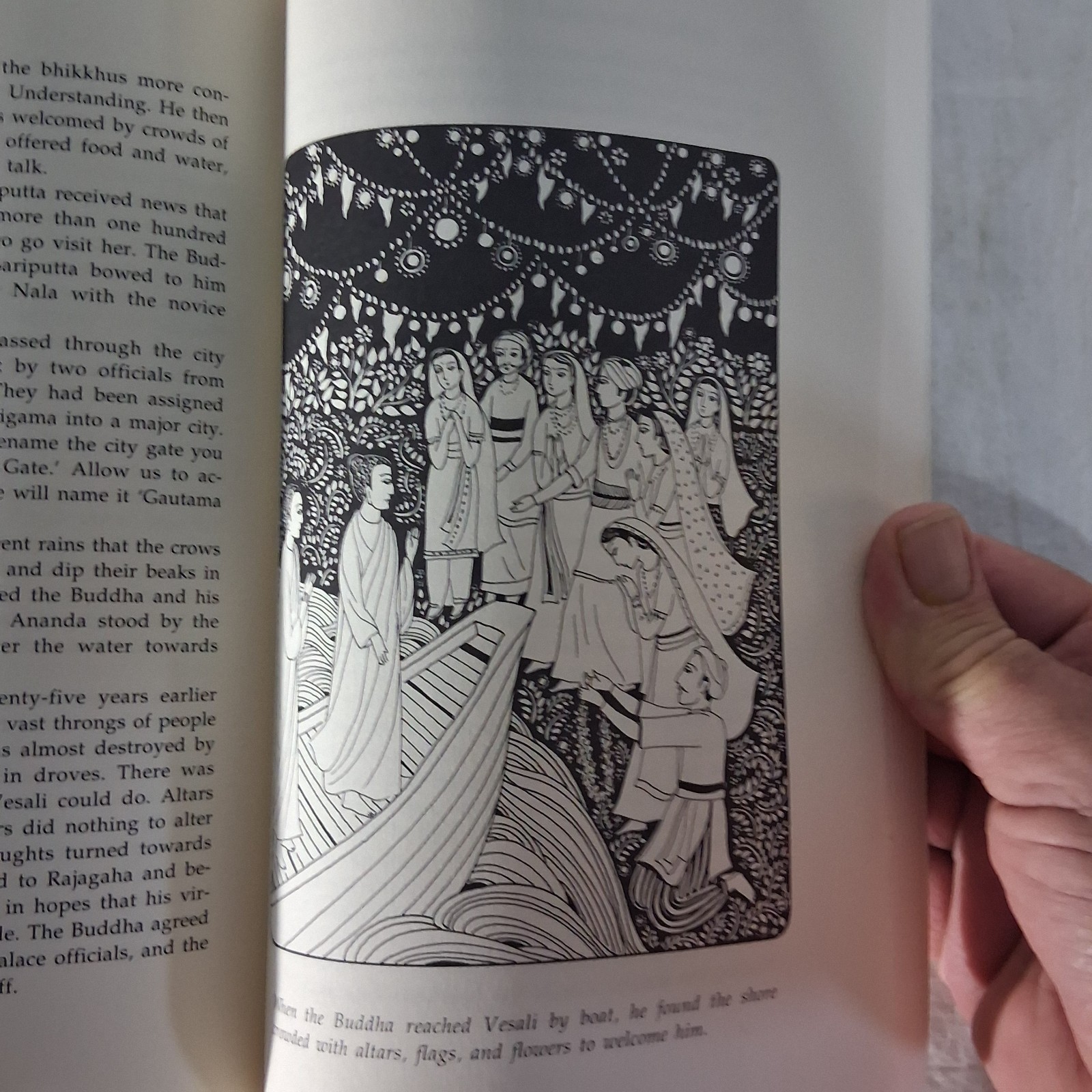 Old Path White Clouds : Walking in the Footsteps of the Buddha – PB