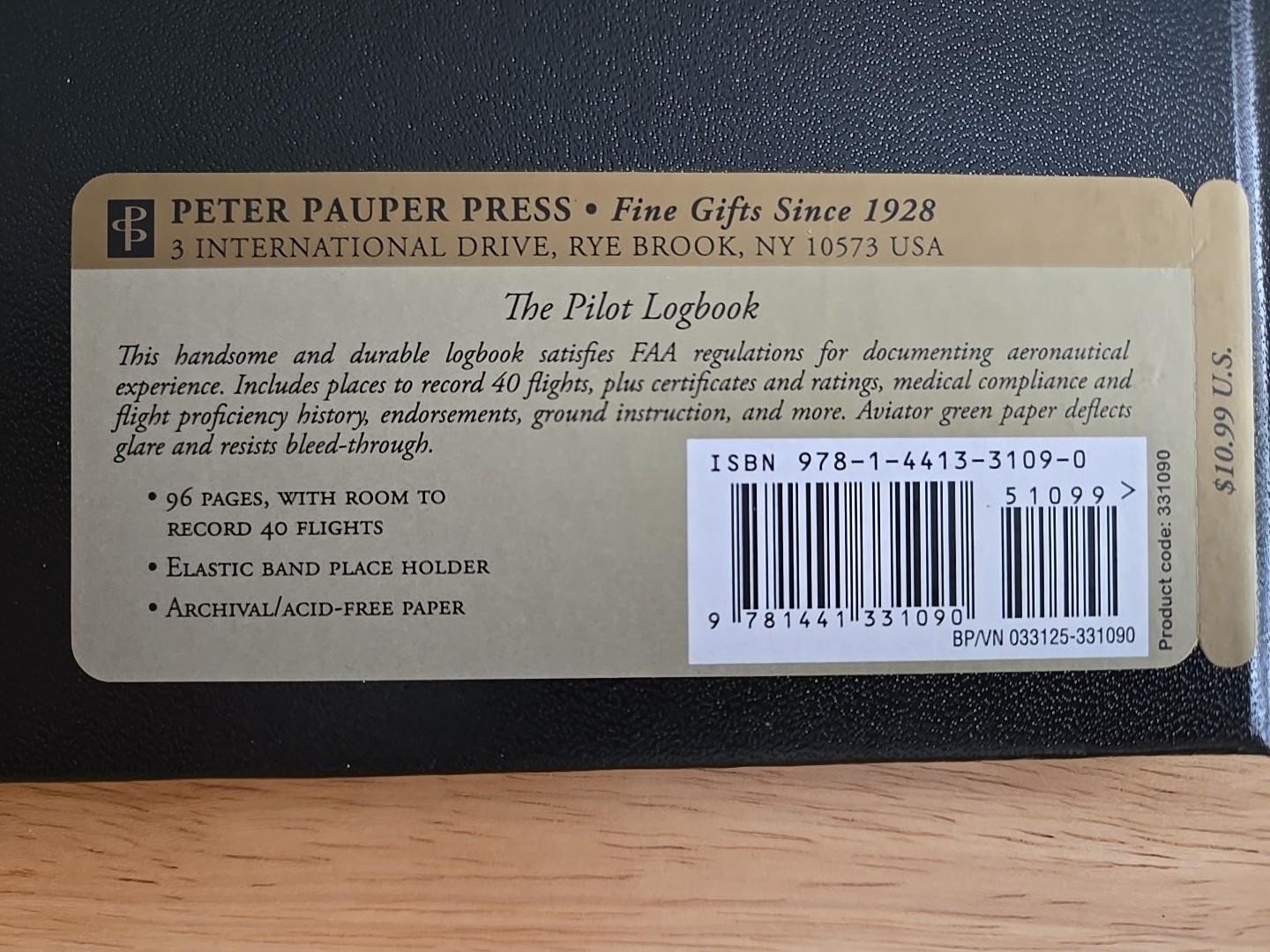 Pilot Log Book by Inc. Peter Pauper Press (Hardcover, 96 page, 40 Flights)