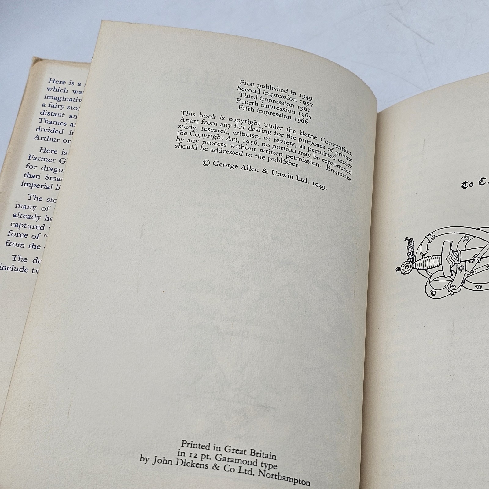 FARMER GILES OF HAM by J.R.R. Tolkien & Pauline Baynes 1966 5th printing