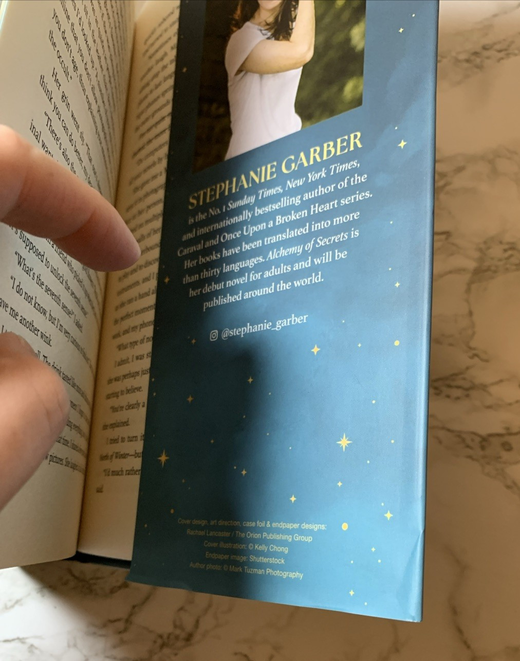UNSigned Waterstones Alchemy of Secrets Stephanie Garber Key Cover