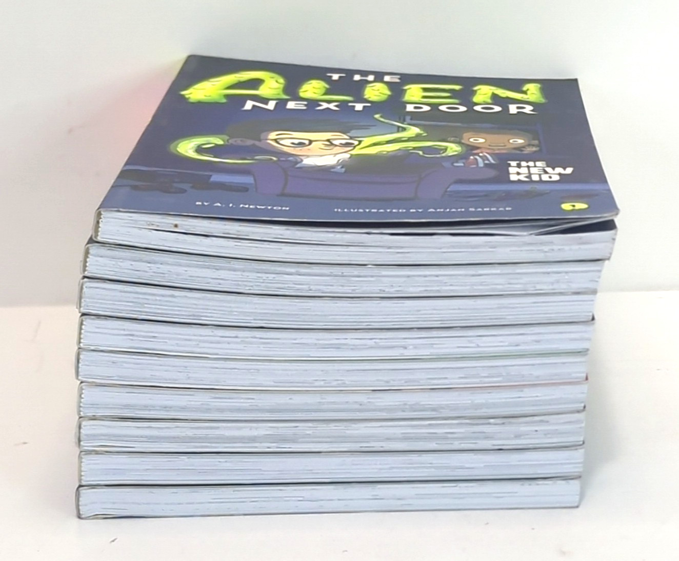 Little Bee Books The Alien Next Door By A.I. Newton Lot of 9 Kids Books Used