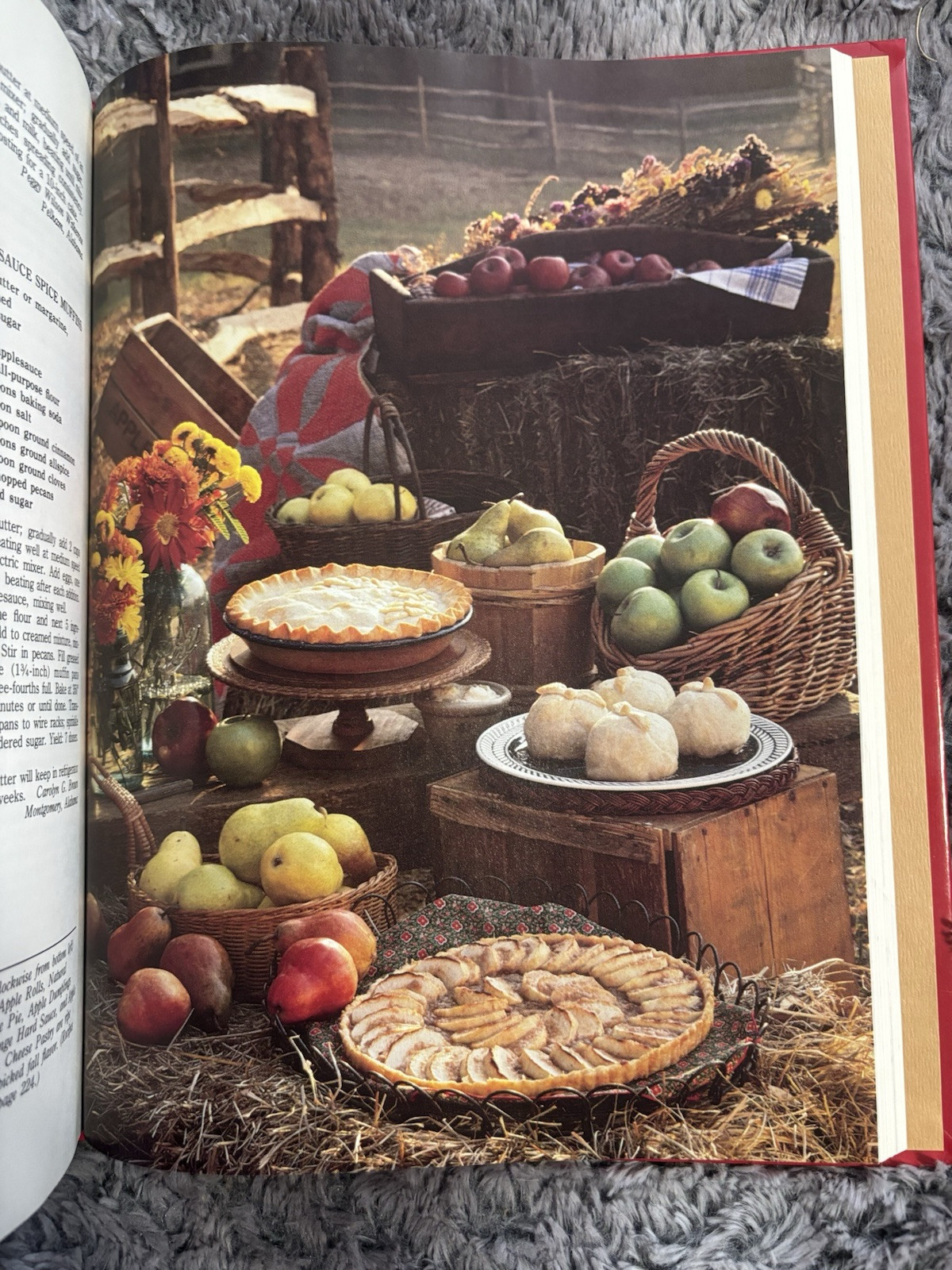 Southern Living Annual Recipes 1988 Vintage 340 Pages Good Condition 8.5″x11″
