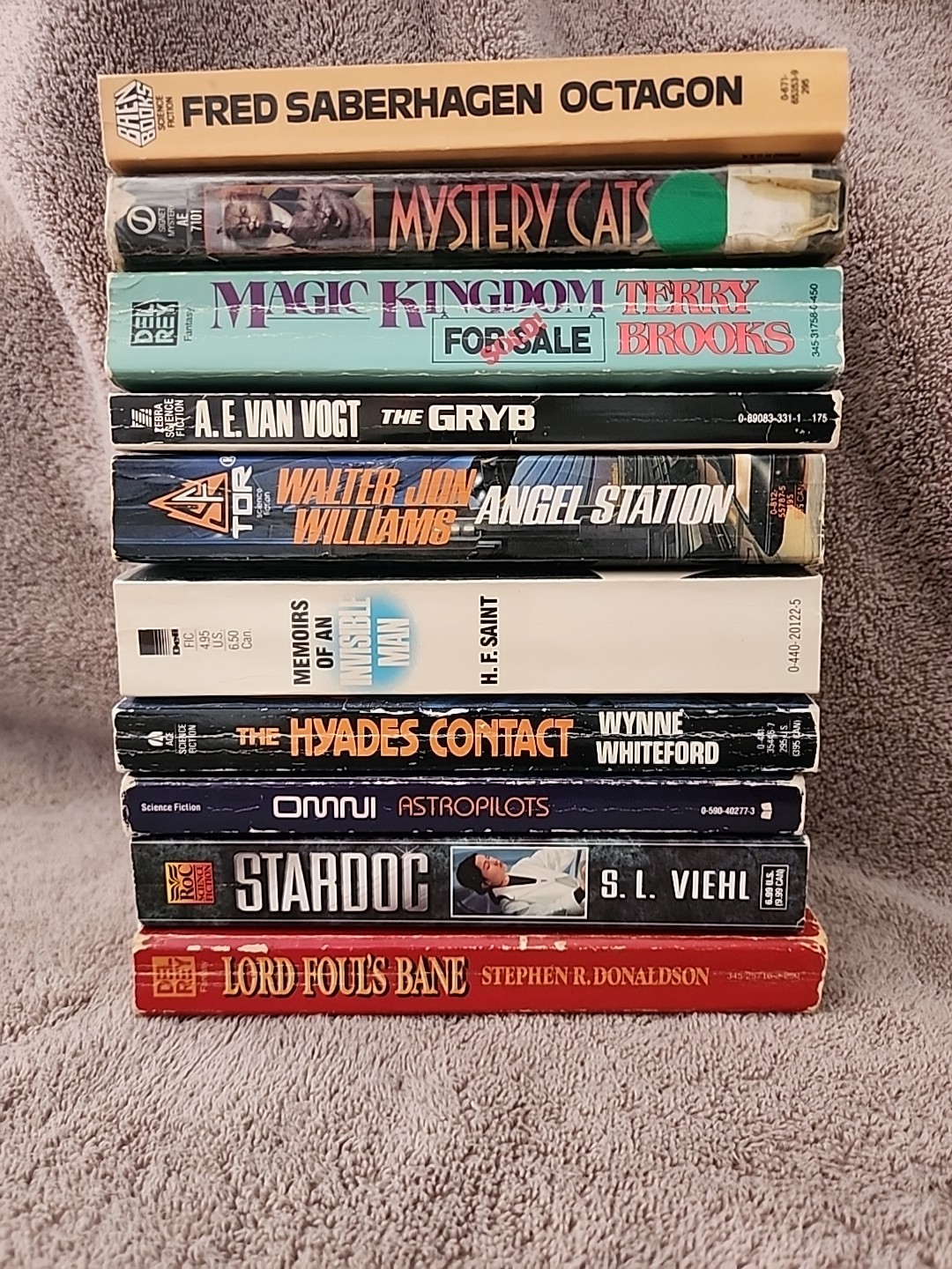 Sci-Fi Assortment Of Paperback Books Lot Of 10 (Lot #8)