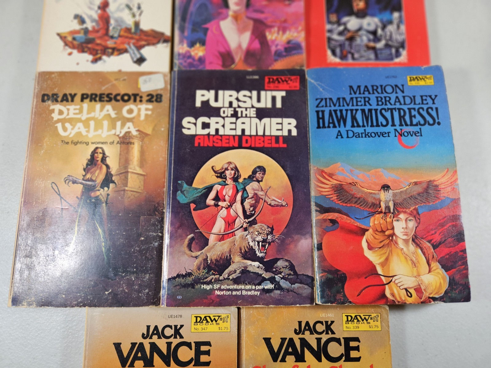 Lot of 20 – Vintage DAW Books – Science Fiction Paperbacks
