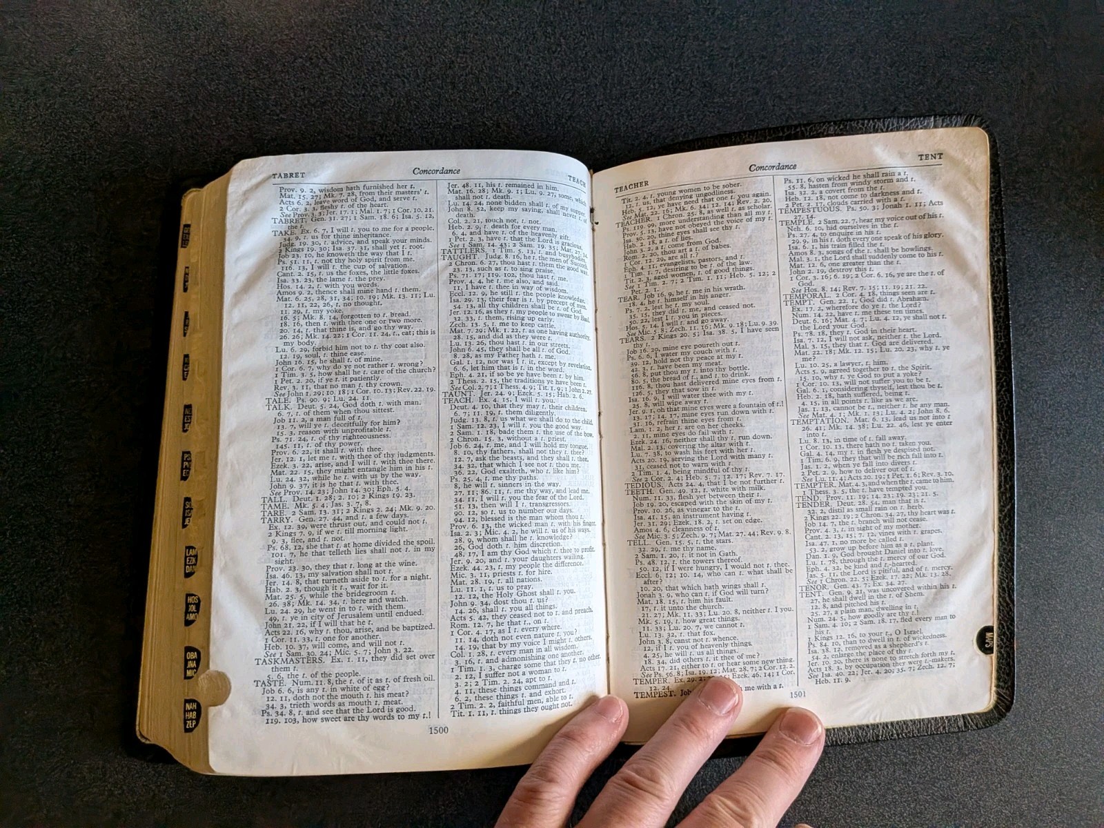 Holy Bible Scofield Reference Edition, 1945 Leatherbound, Indexed Oxford Press