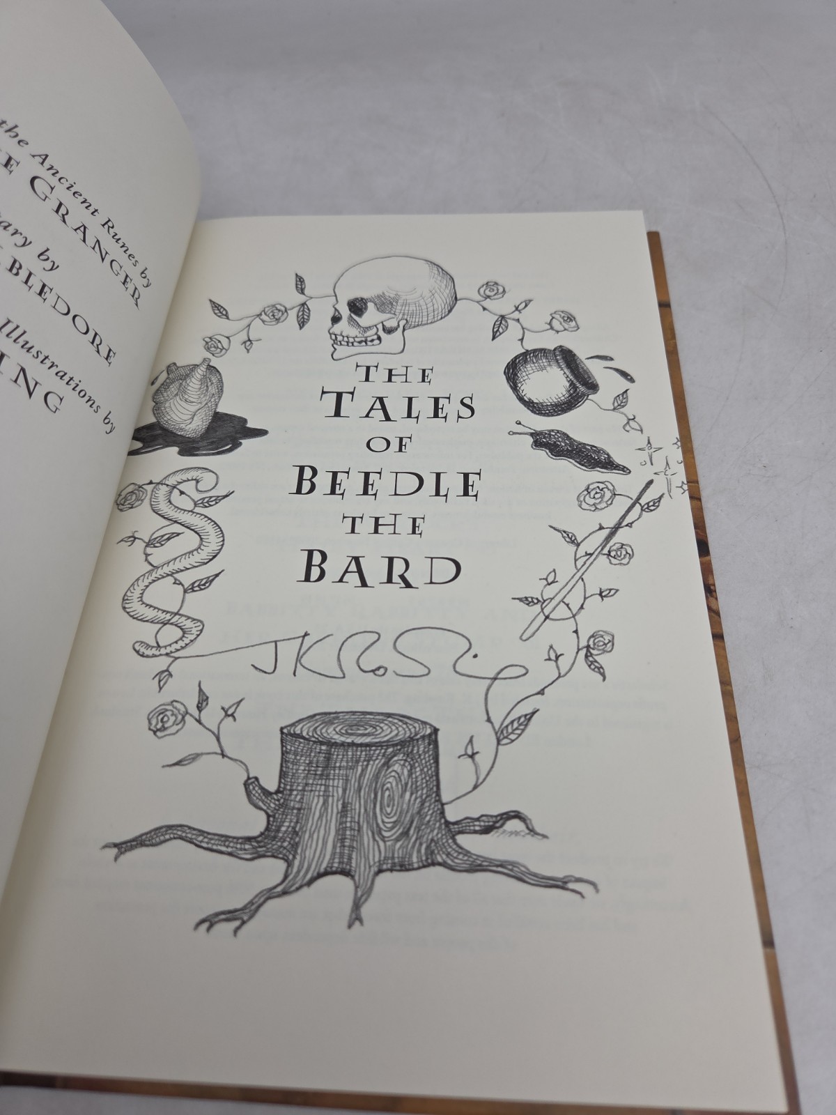 Harry Potter The Tales Of Beedle The Bard J K Rowling 1st Edition Auto Signed