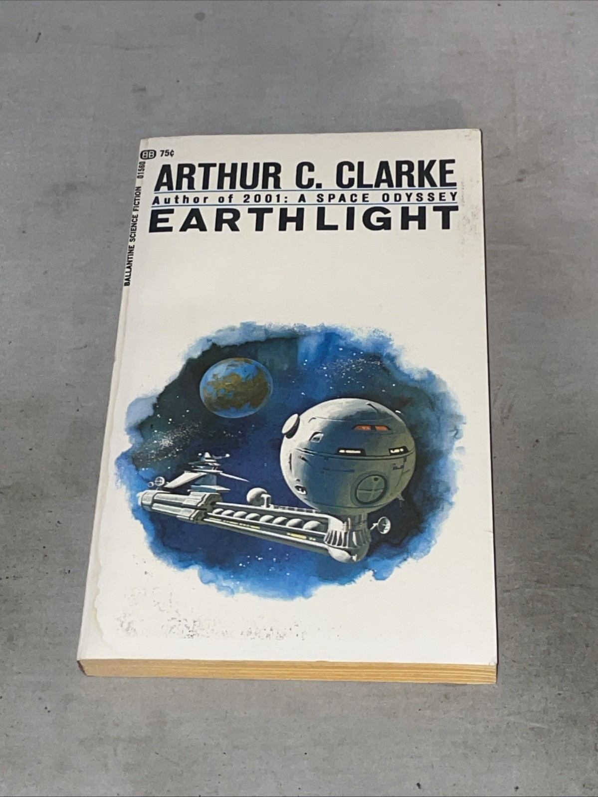 Earthlight – Arthur C. Clarke – Ballantine Books 1966 mass market paperback