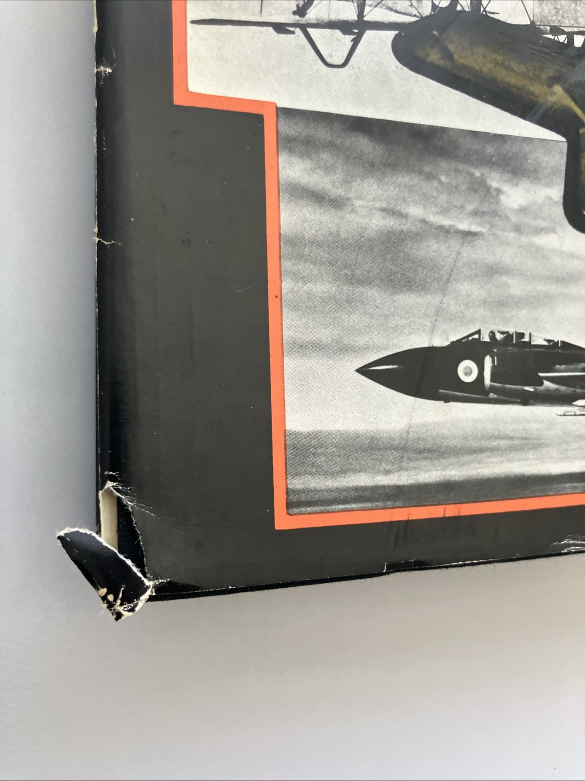THE MILITARY AIRPLANE Whitehouse History Development Aviation Combat Aircraft