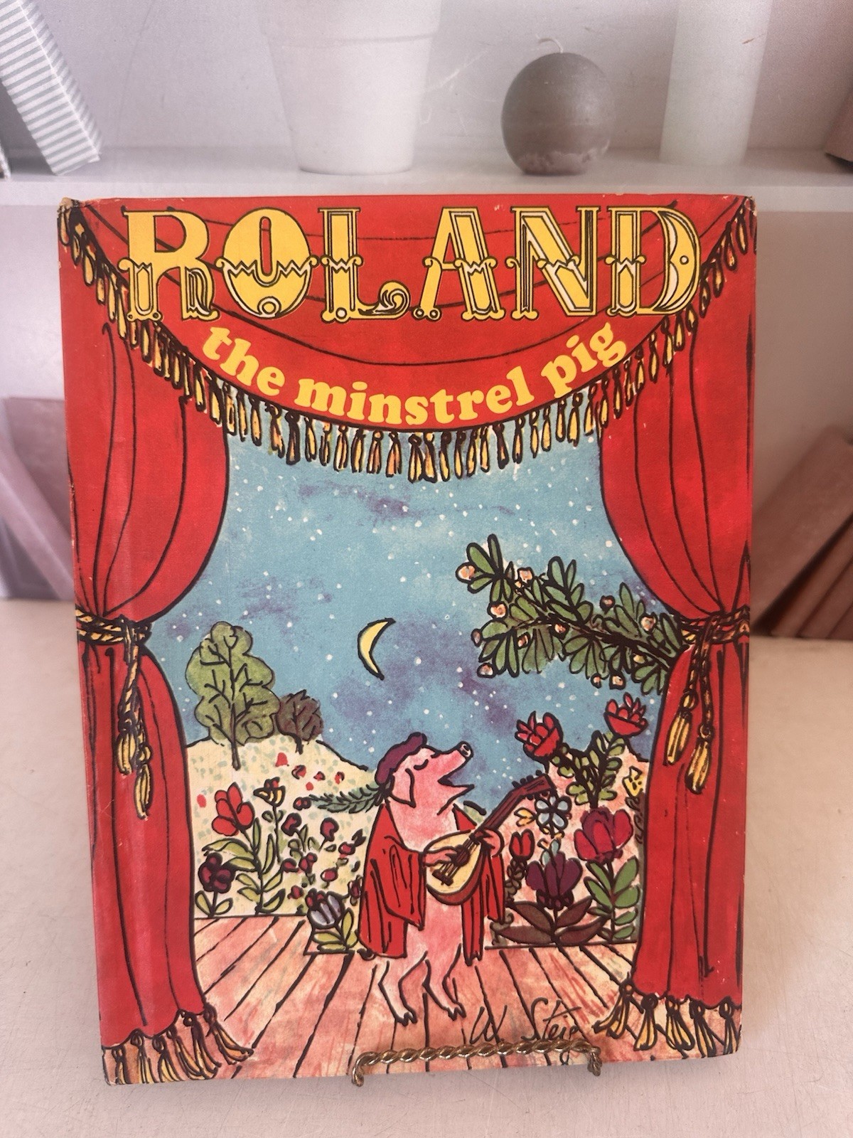 ROLAND THE MINSTREL PIG William Steig HBDJ First Edition