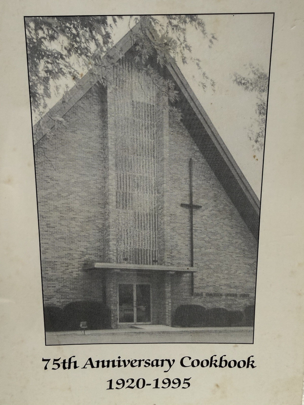 Vtg. 1995 ”GRACE LUTHERAN CHURCH”-Indianapolis, IN.-75th Anniversary Cookbook