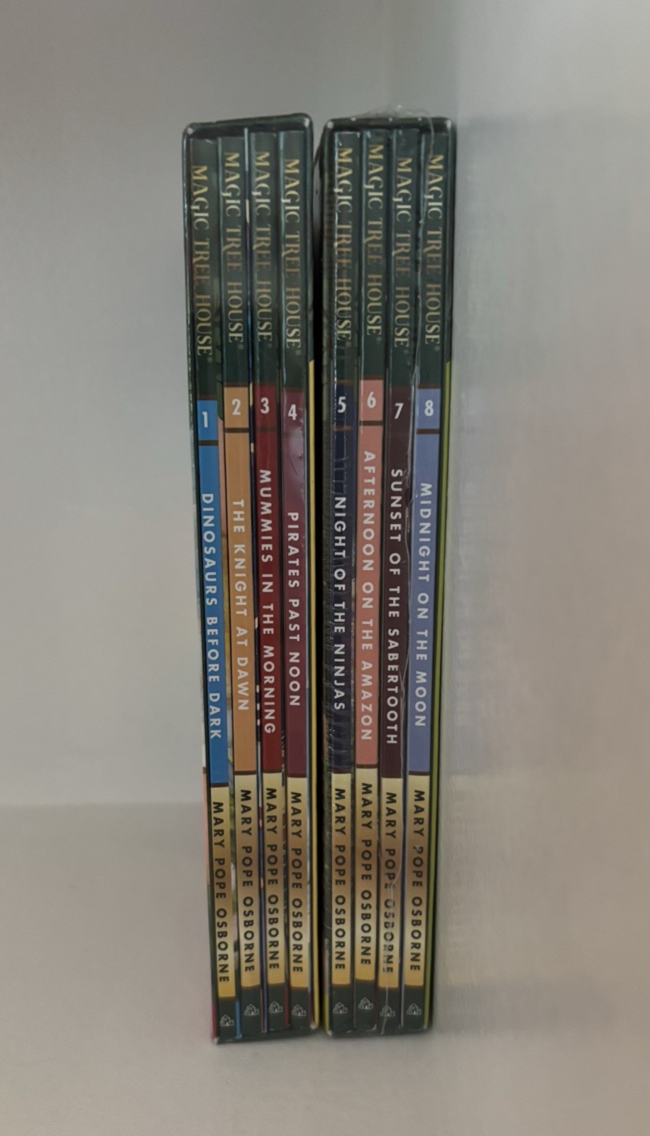 NEW Magic Tree House mini Sets, Books 1-8: Dinosaurs Before Dark, Knight at Dawn