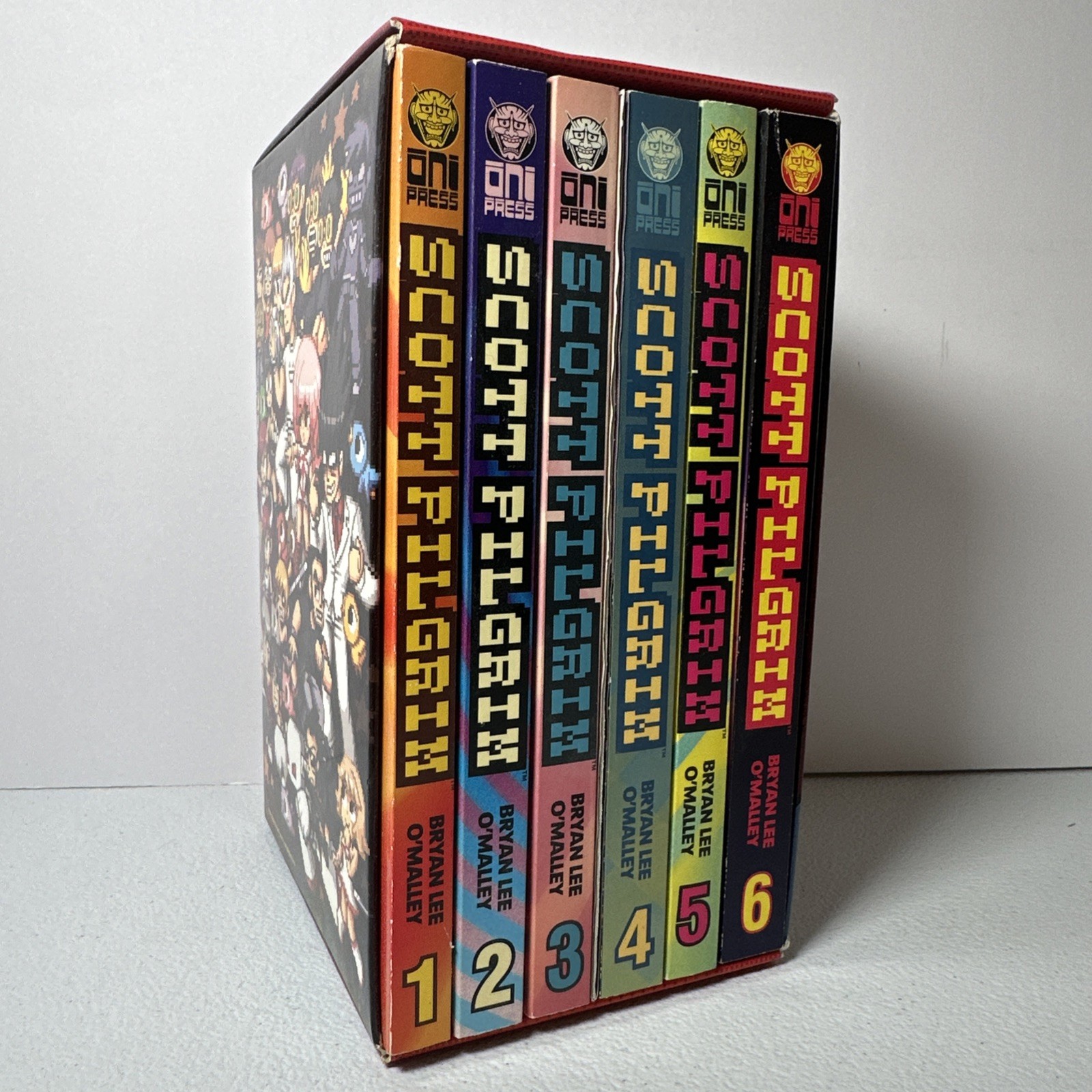 Scott Pilgrim: The Complete Series Box Set Vol 1-6 **With POSTER**