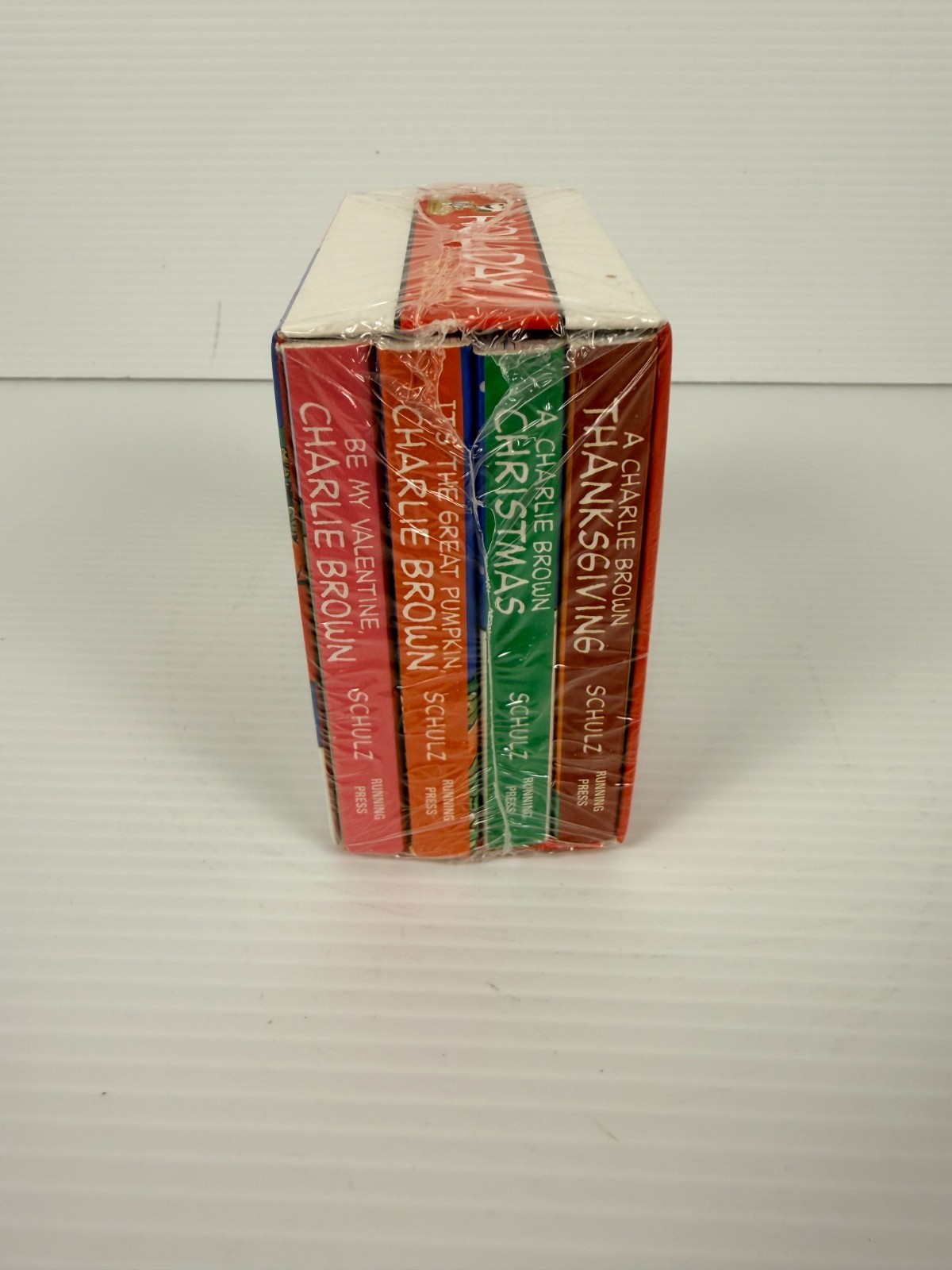 RP Minis Ser.: Peanuts Holiday Box Set by Charles M. Schulz (2010, Softcover)