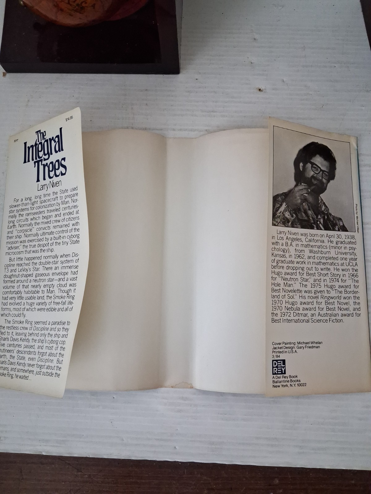SIGNED The Integral Trees By Larry Niven Hardcover Book First Edition 1984