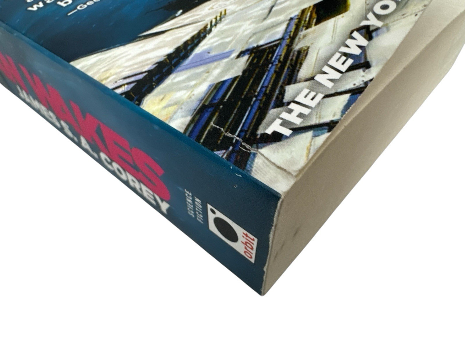 Leviathan Wakes Expanse Series Trade Paperback Book James S A Corey Scifi Space