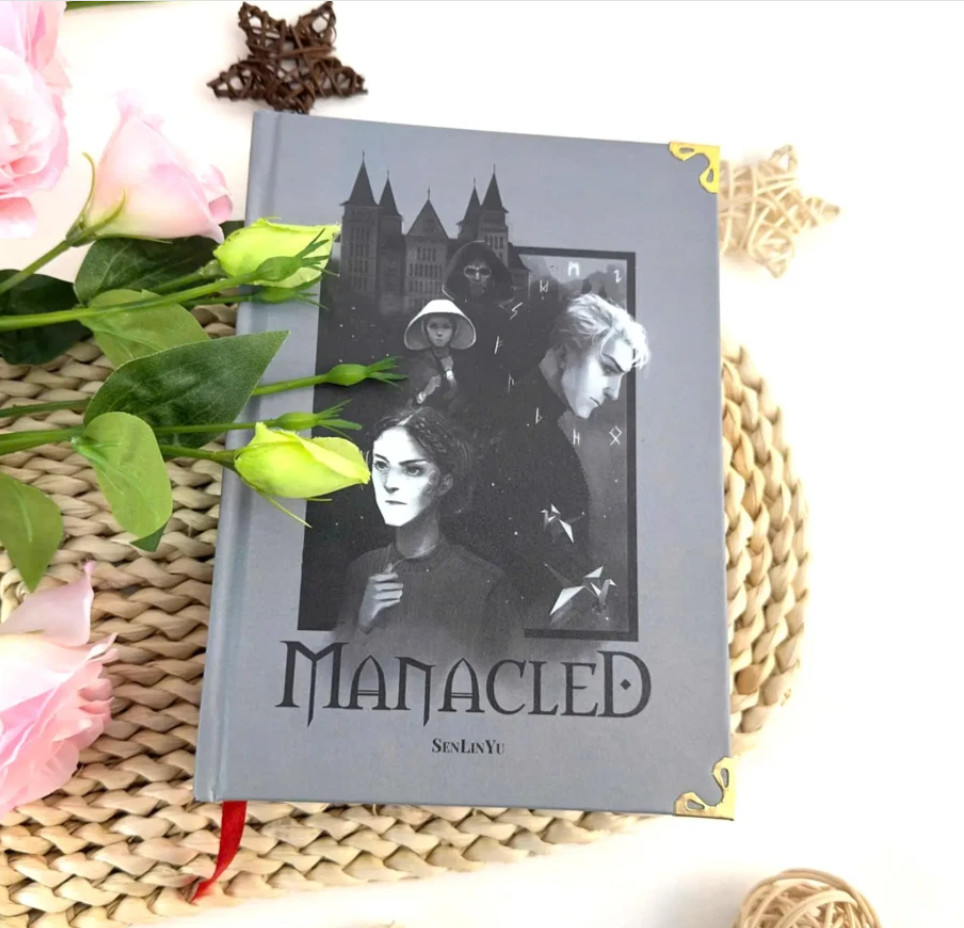 Manacle. Manacled Fanfic.Hardcover Full 3 Separate Volumes. Dramione