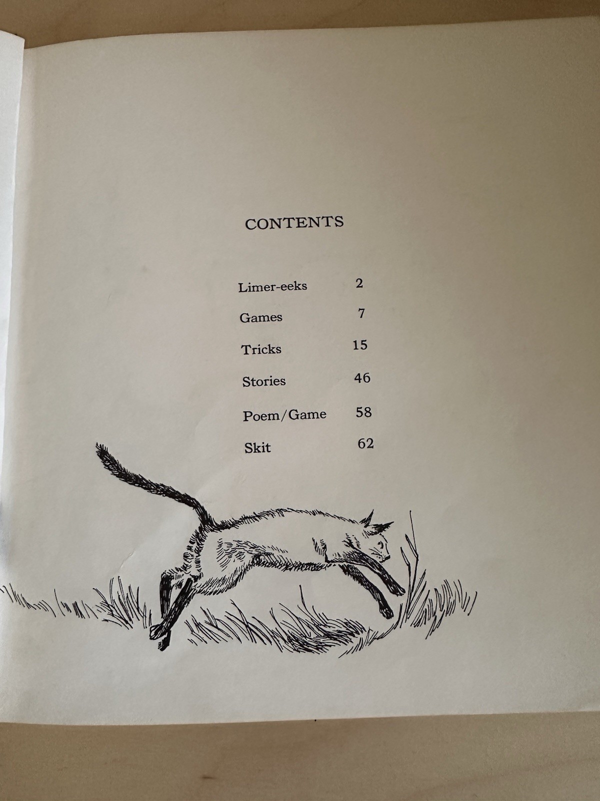 VTG 1973 Squeals Squiggles & Ghostly Giggles HC Ann McGovern Halloween Book