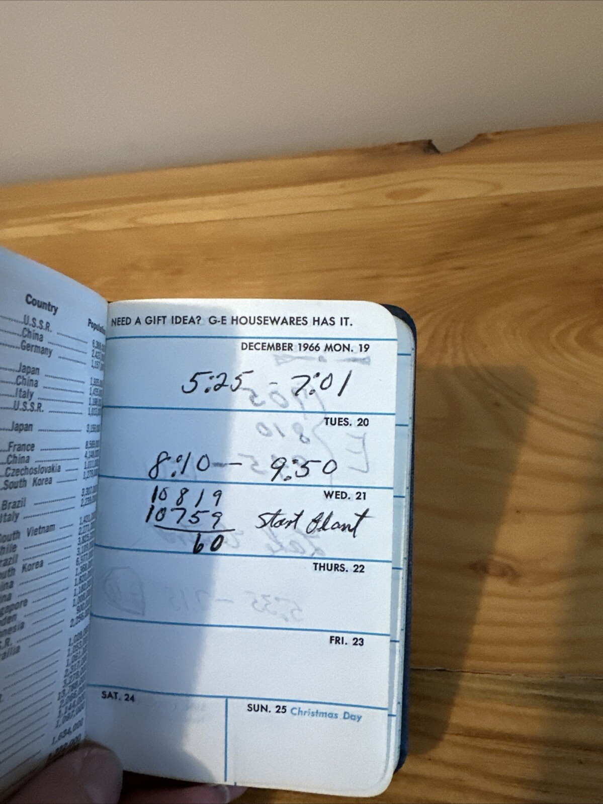 General Electric Diary 1967Information Booklet Maps Charts. Pocket Size