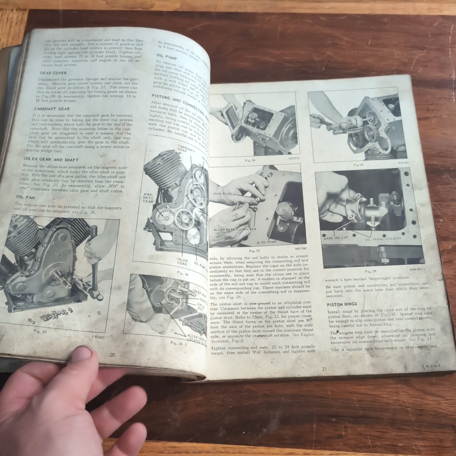 Wisconsin Air Cooled Heavy Duty Engines Instruction Book Parts List VH4 MM-274-C