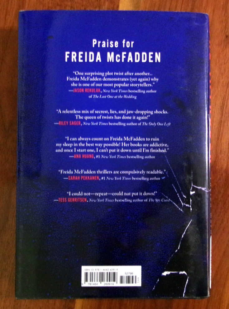 ‘The Intruder’ by Freida McFadden (2025 HC) NEW. Free Shipping 1st Edition