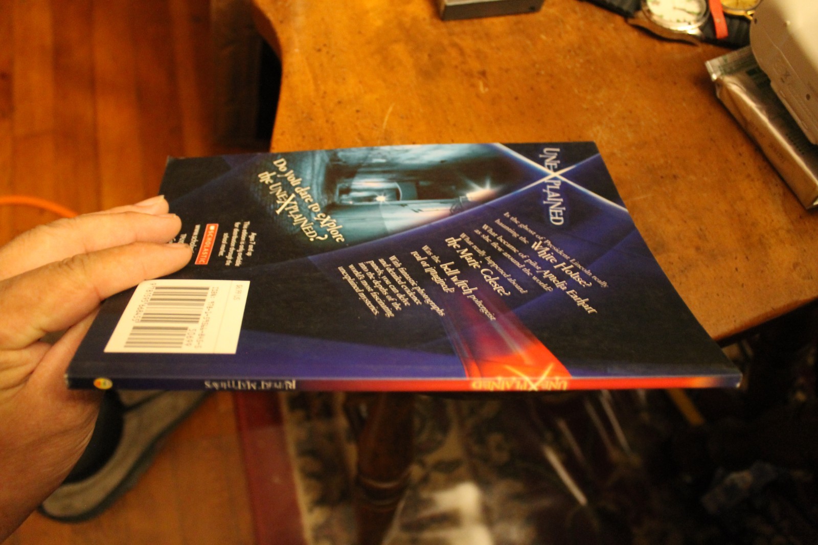Unexplained ~ Rupert Matthews ~ 2010 Scholastic TP