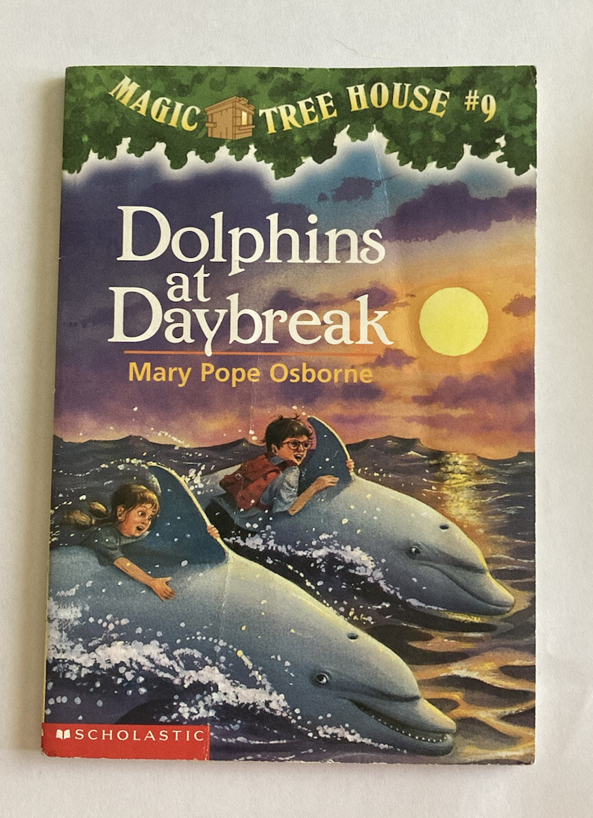 Chidren’s Book Magic Tree House #9 Dolphins at Daybreak by Mary Pope Osborne