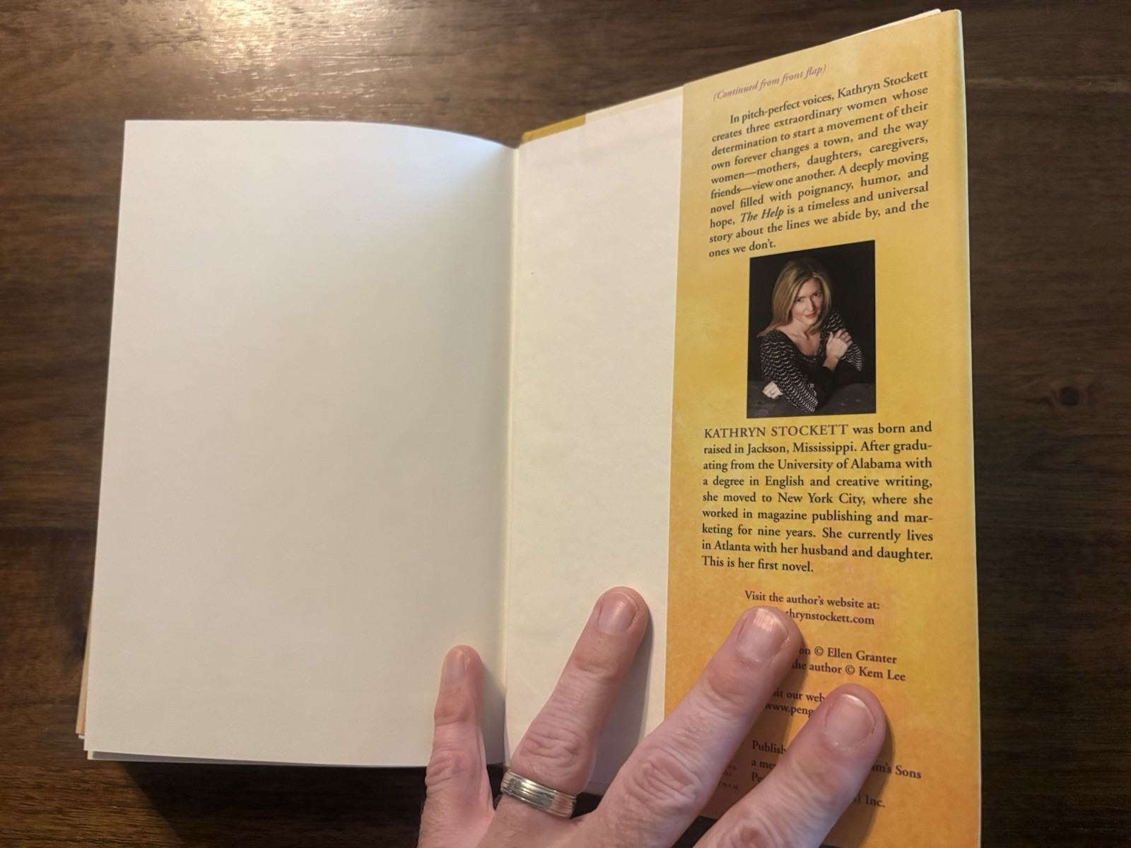 SIGNED The Help By Kathryn Stockett 1st Edition Later Printing 2009 HCDJ