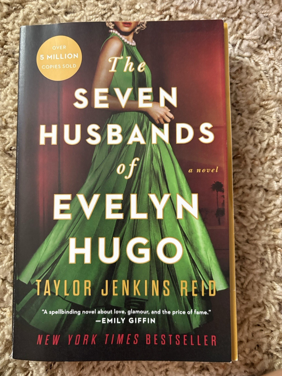 6 Book Club Favorites- Genres: Dystopian, Thriller, Romance & Historical Fiction