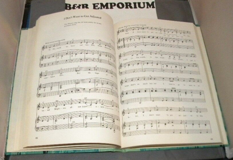 The Weavers’ Song Book – (1960 Harper & Brothers) – Hardcover, 177 pages