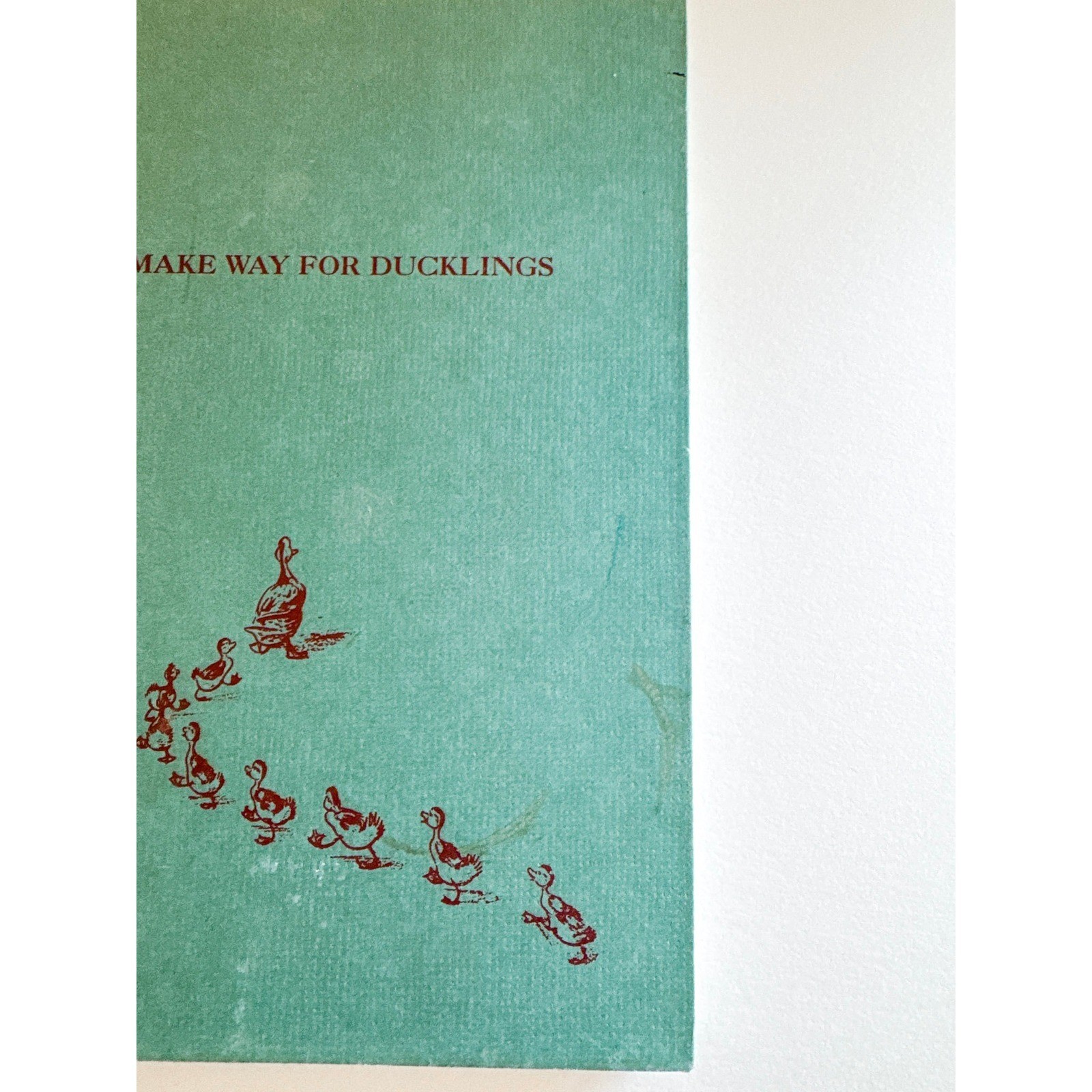 Make Way for Ducklings Robert McCloskey Hardcover 1999 Viking Press Boston Ducks