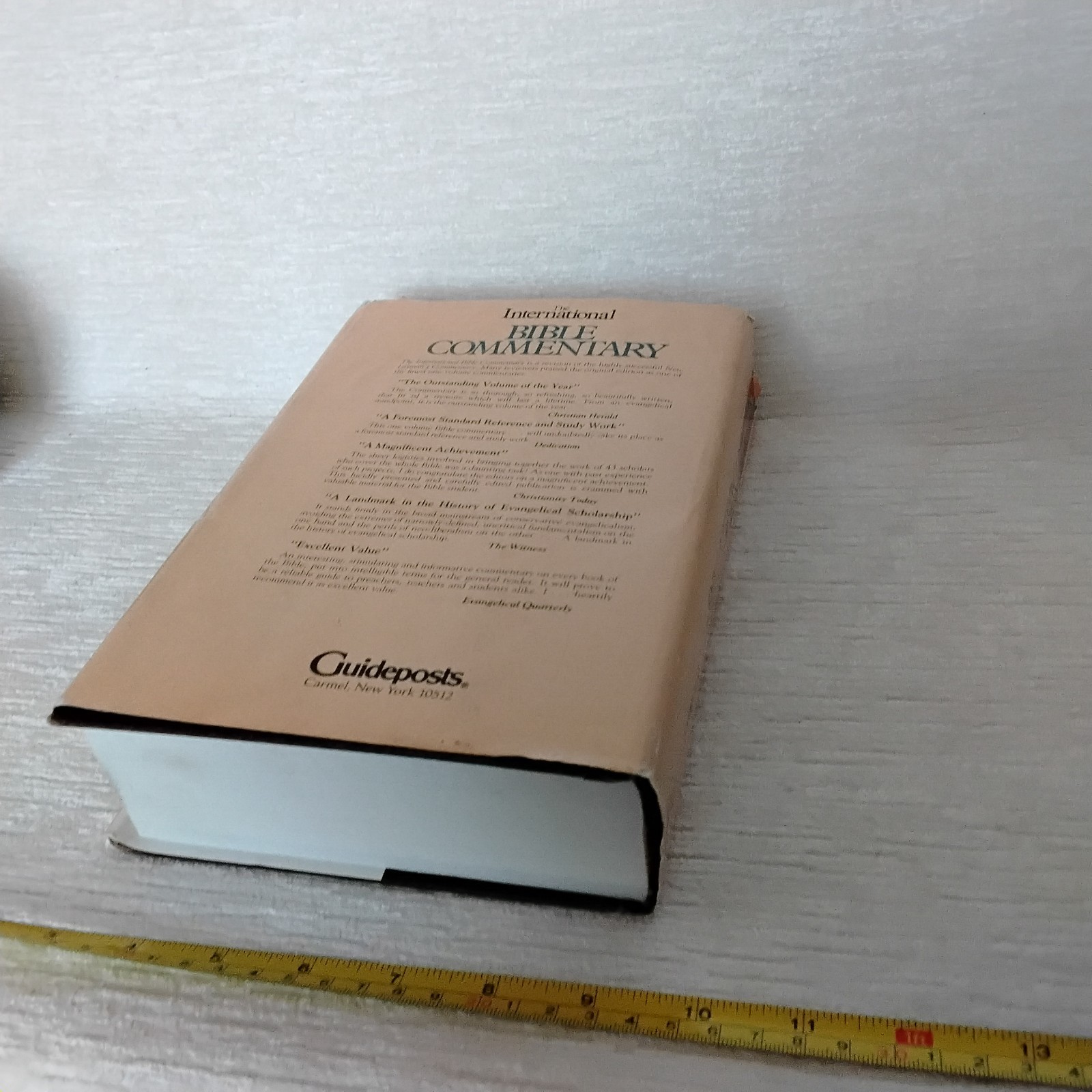 International Bible Commentary by F.F. Bruce 1986 Zondervan Guideposts Used