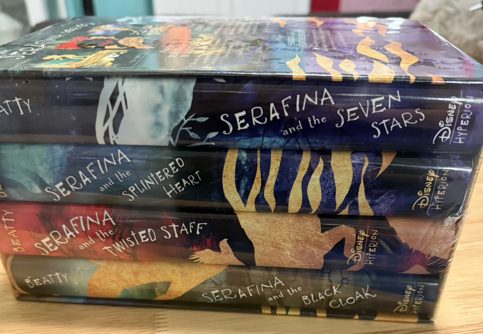 Serafina Books 1-4 Boxed Set Hardcover by Robert Beatty (English) NEW Perfect 🖤
