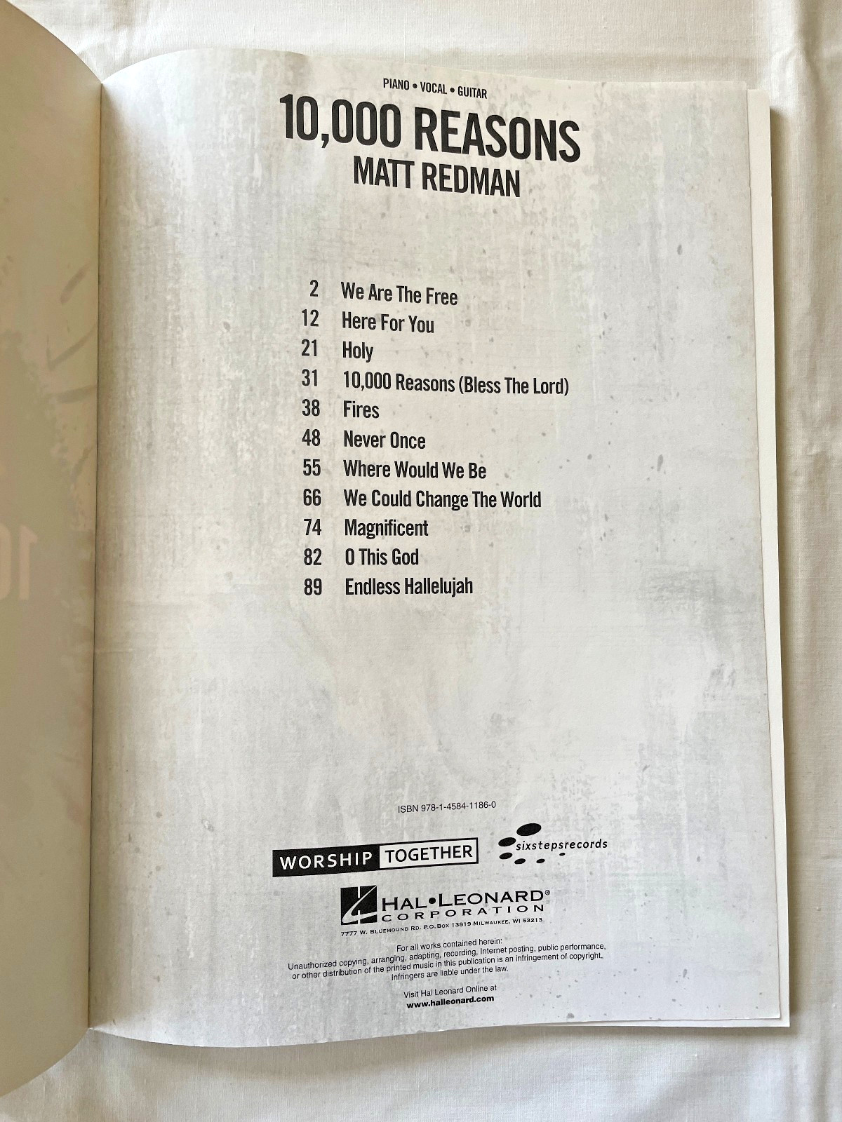 10,000 Reasons Matt Redman Songbook, Worship Together, Hal Leonard PB VGC