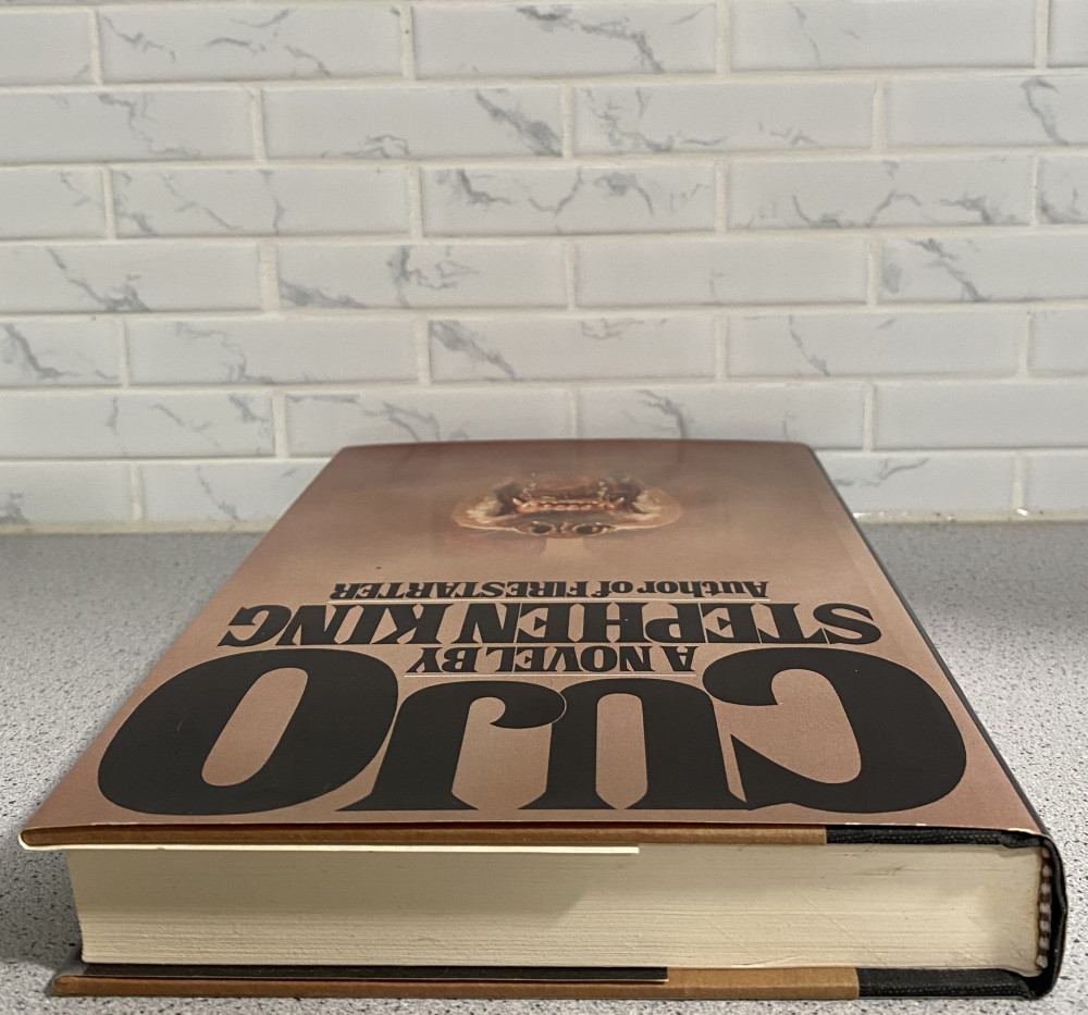 Stephen King CUJO 1981 Viking 1st Edition / 8th Printing – Hardcover – LIKE NEW!