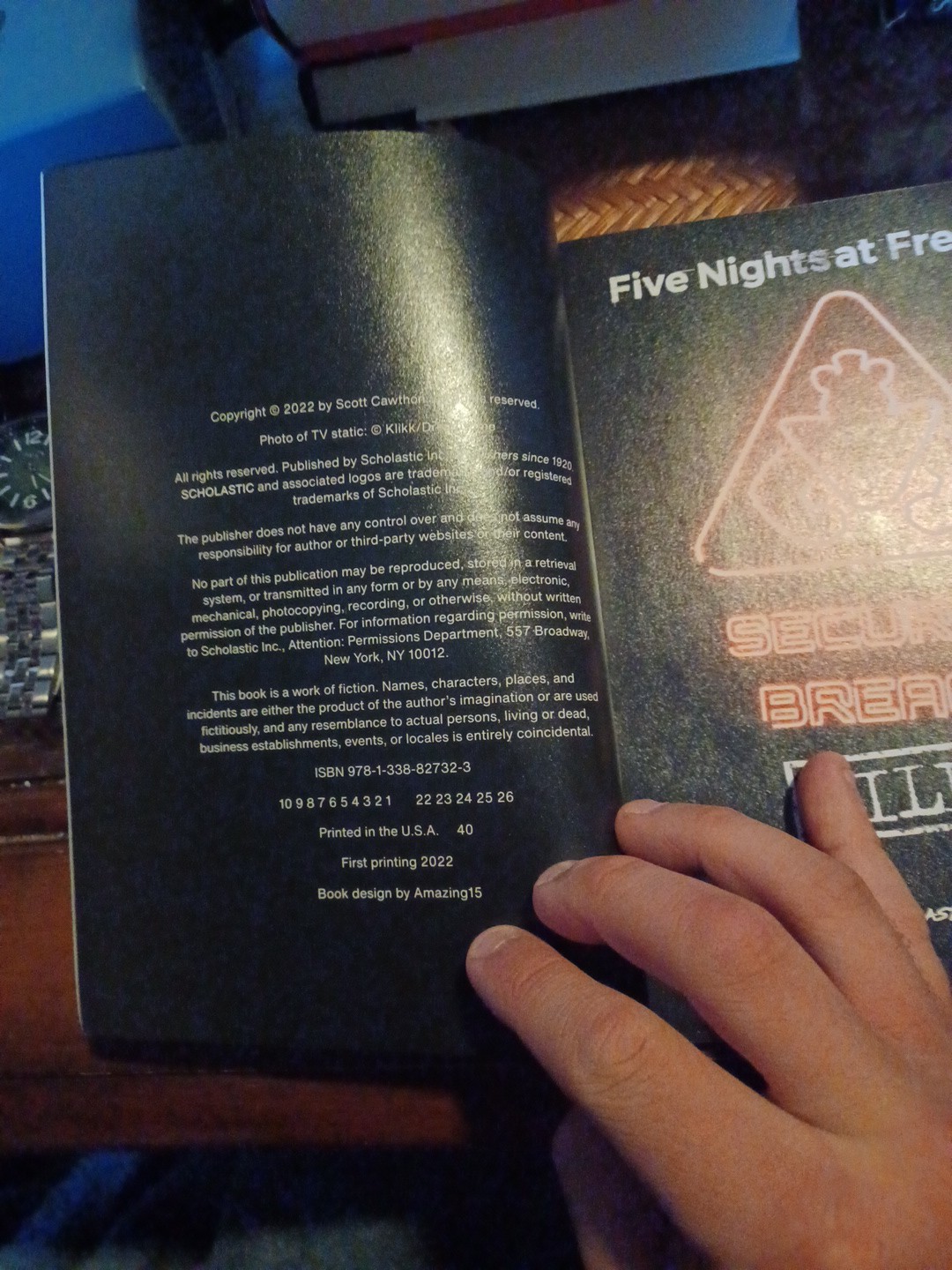 Security Breach Files (Updated Edition): an AFK Book (Five Nights at…