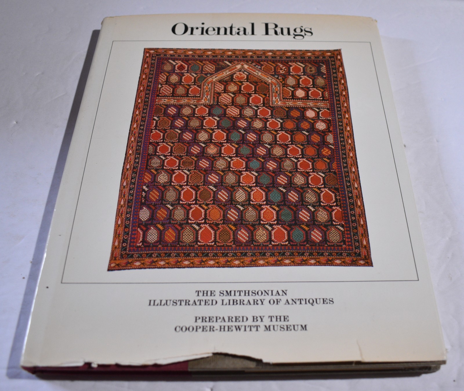 Oriental Rugs Smithsonian Illustrated Library of Antiques HC/DJ 1979 VG+/VG-