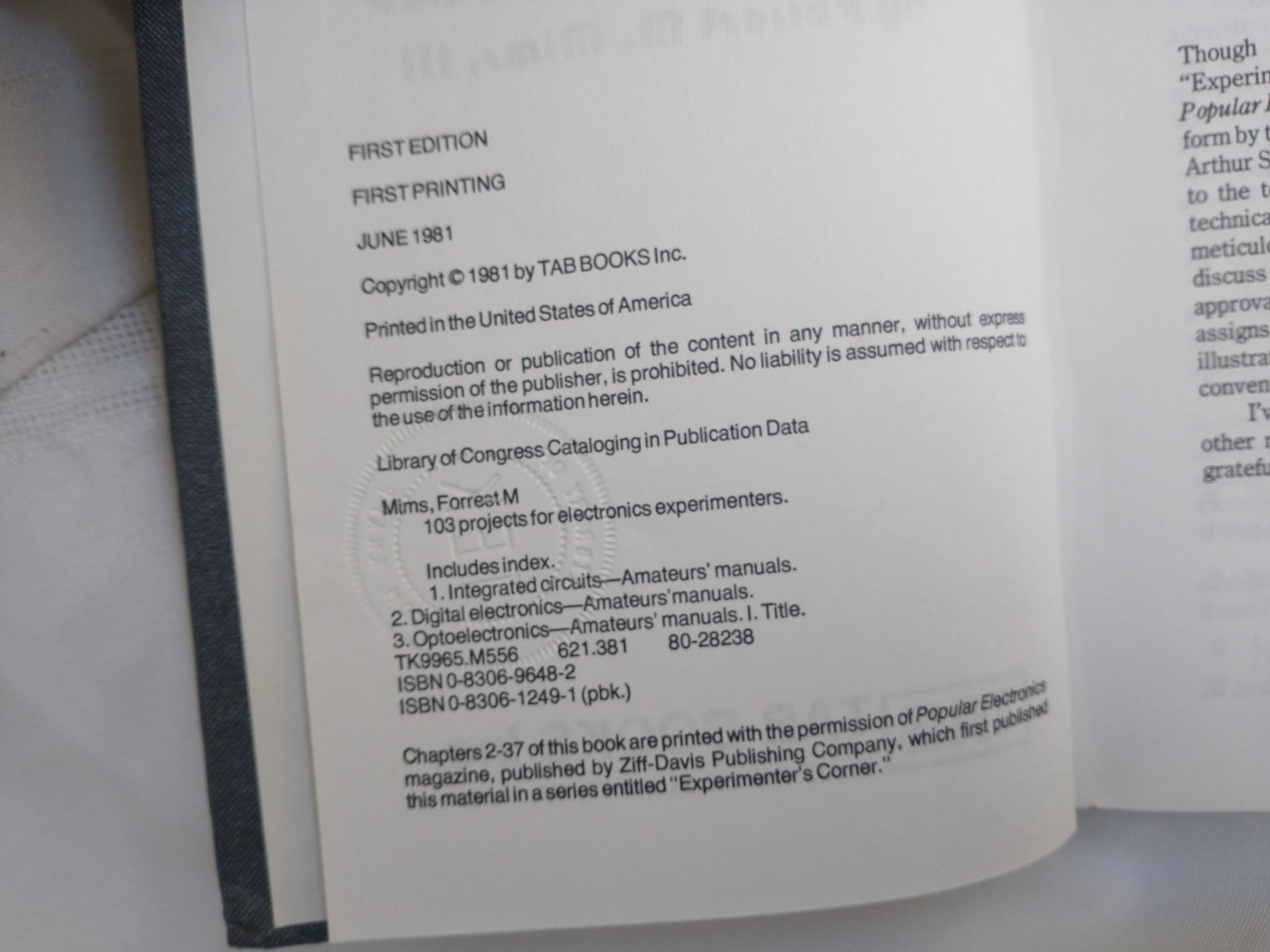 103 PROJECTS FOR ELECTRONICS EXPERIMENTERS By Forrest M Mims – Hardcover