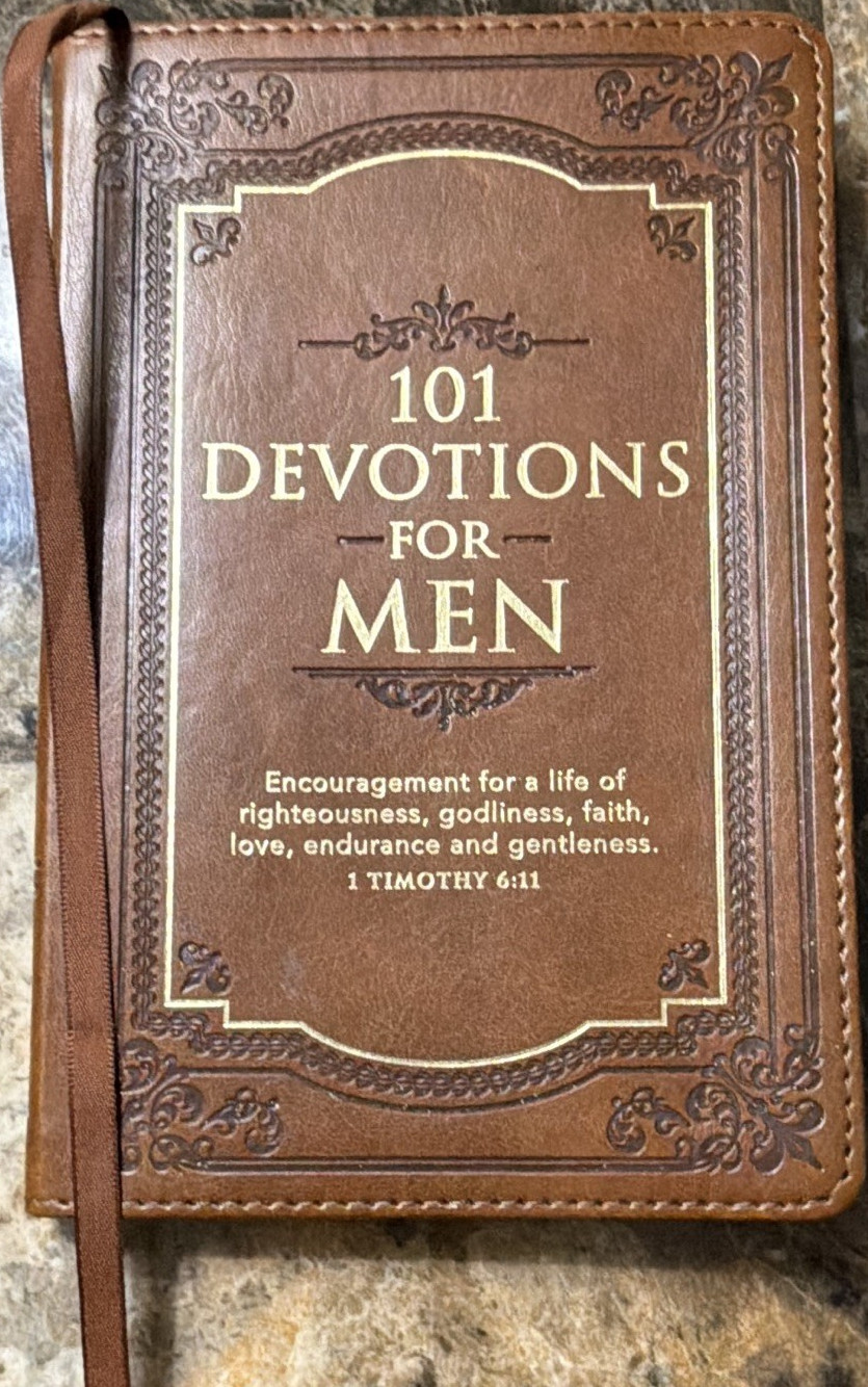 Christian Art Gifts 101 Devotions for Men Leather Bound Devotional Book