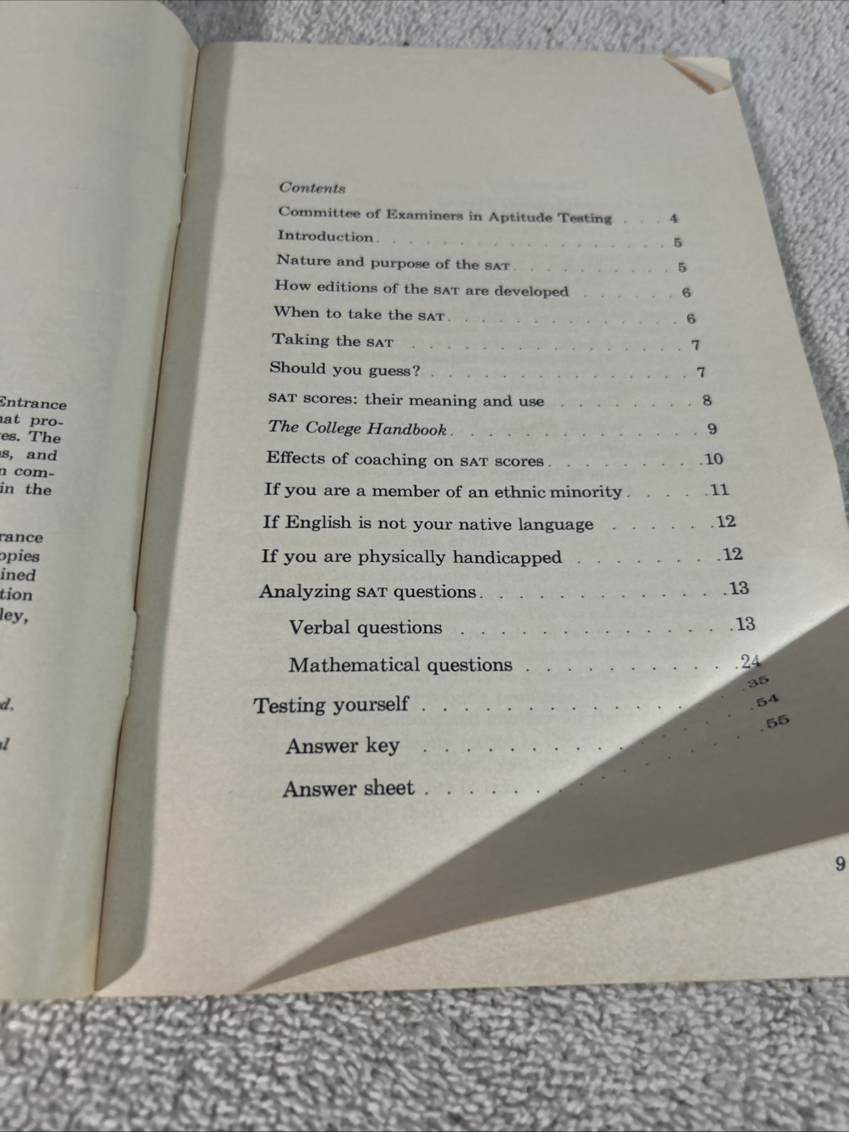 A Description of The College Board Achievement Tests Scholastic Apt 1971-72