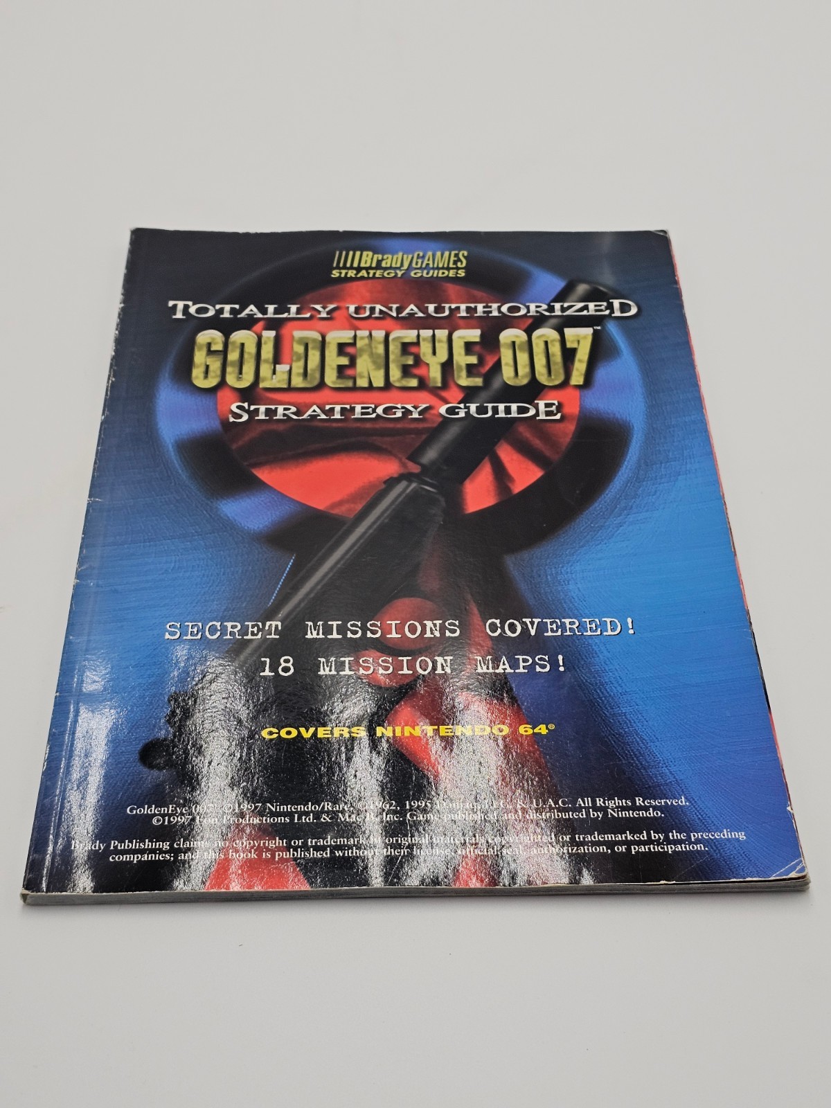 Totally Unauthorized Goldeneye 007 Official Strategy Guide Bradygames
