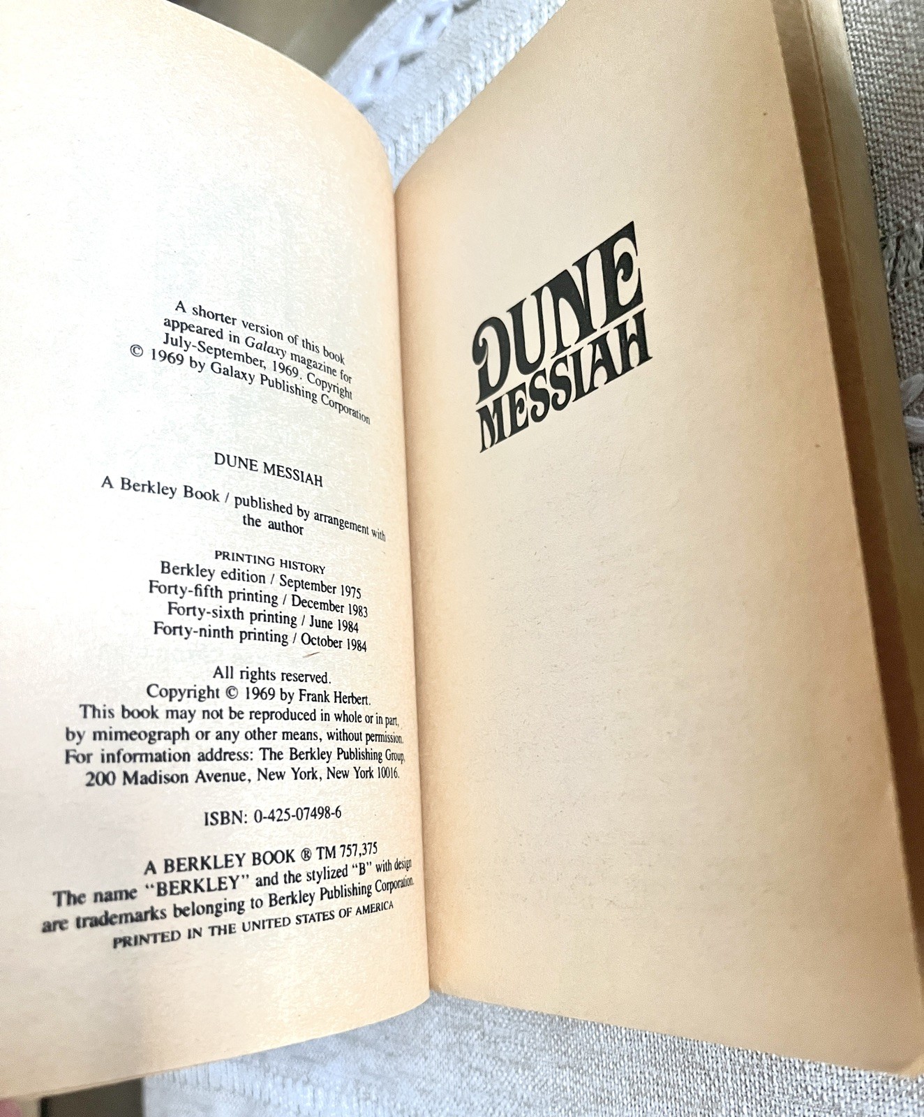 Frank Herbert Dune Series Lot of 5 Berkley 1984 Sci-Fi Paperbacks