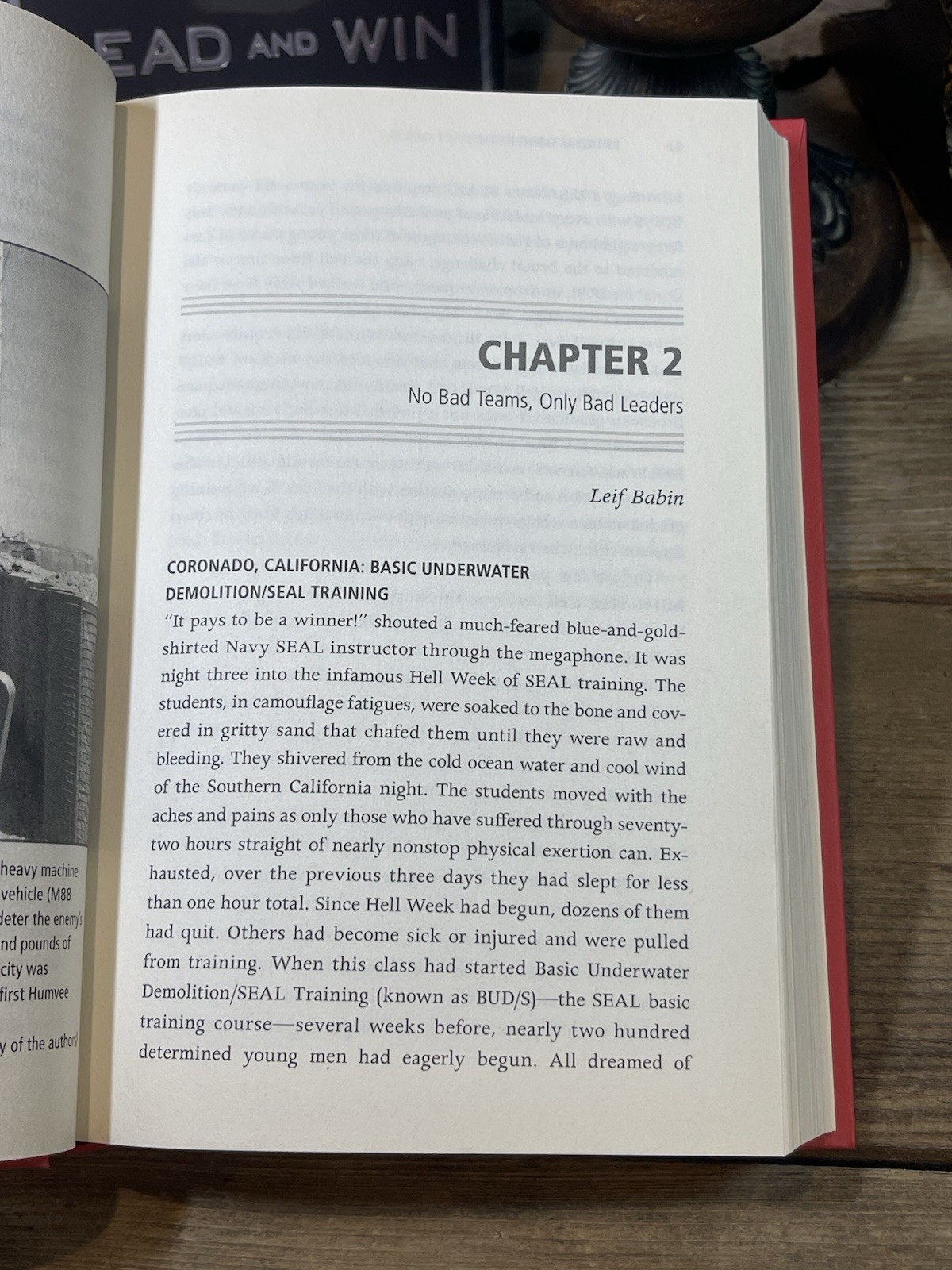 Extreme Ownership: How U.S. Navy SEALs Lead and Win 2 ND Edition 1ST Print