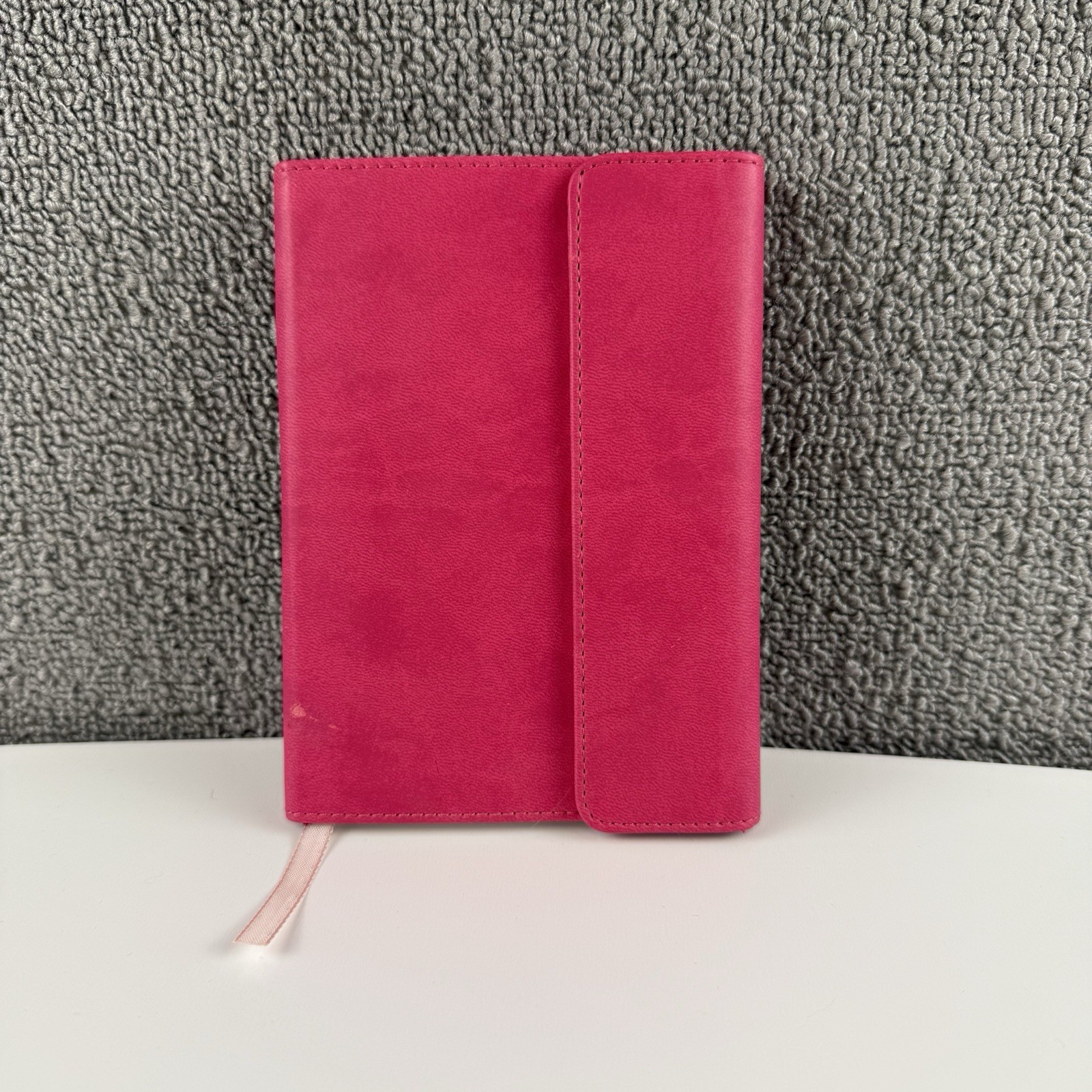 Hendrickson Bible The New Testament and Psalms Faux Leather Hot Pink Fuchsia