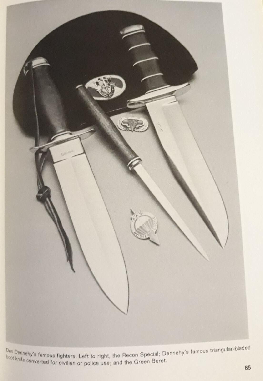 KNIVES AND KNIFEMAKERS BY SID LATHAM-152 Pages-PB-s-Exc.