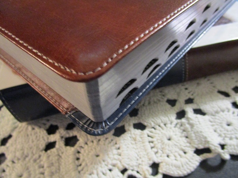 NKJV Reference Bible -Giant Print 13pt *INDEXED* Navy/Brown Imit Leather NEW!