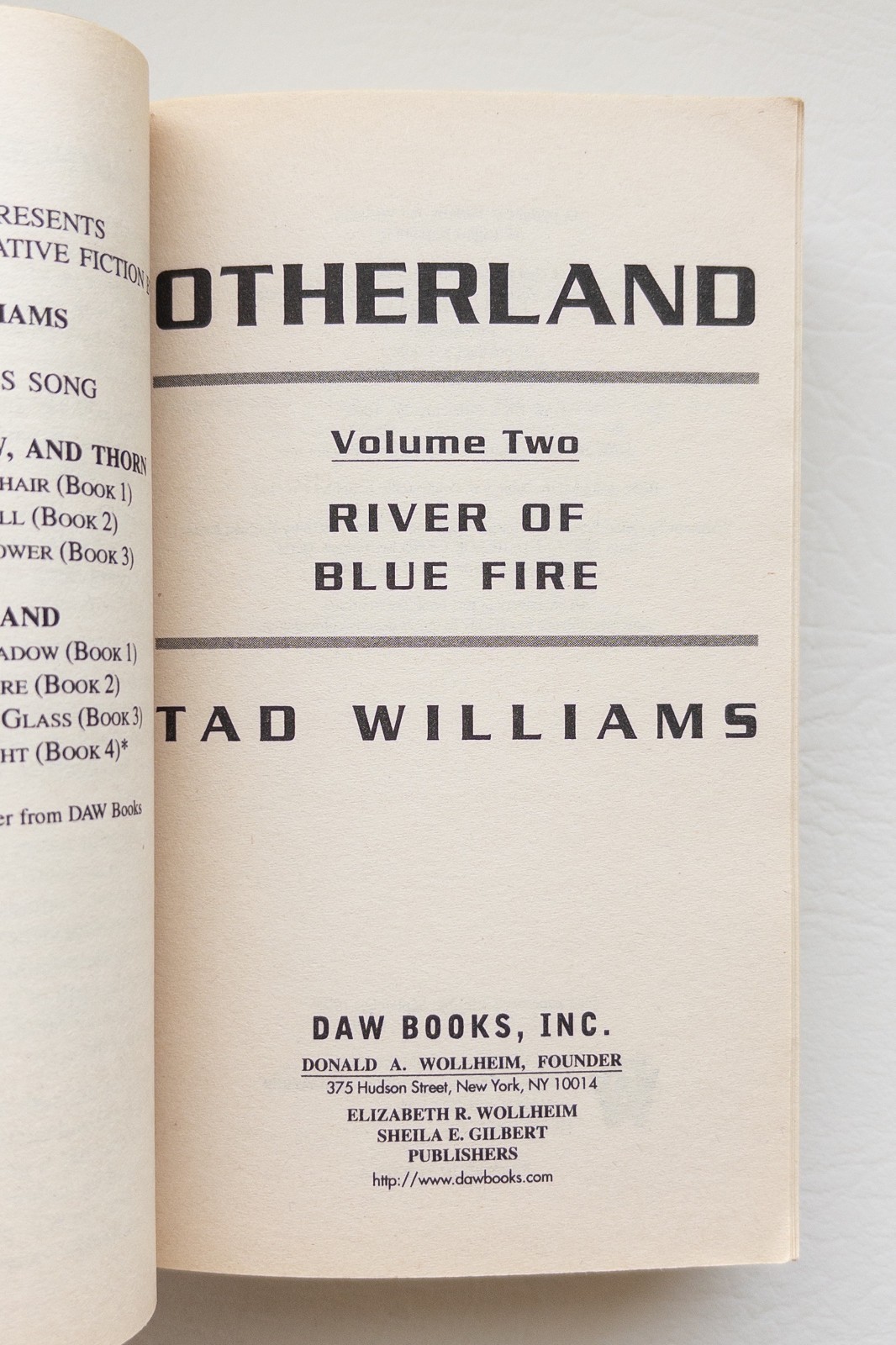 Otherland Volume 2: River of Blue Fire Tad Williams DAW 1st PB Print