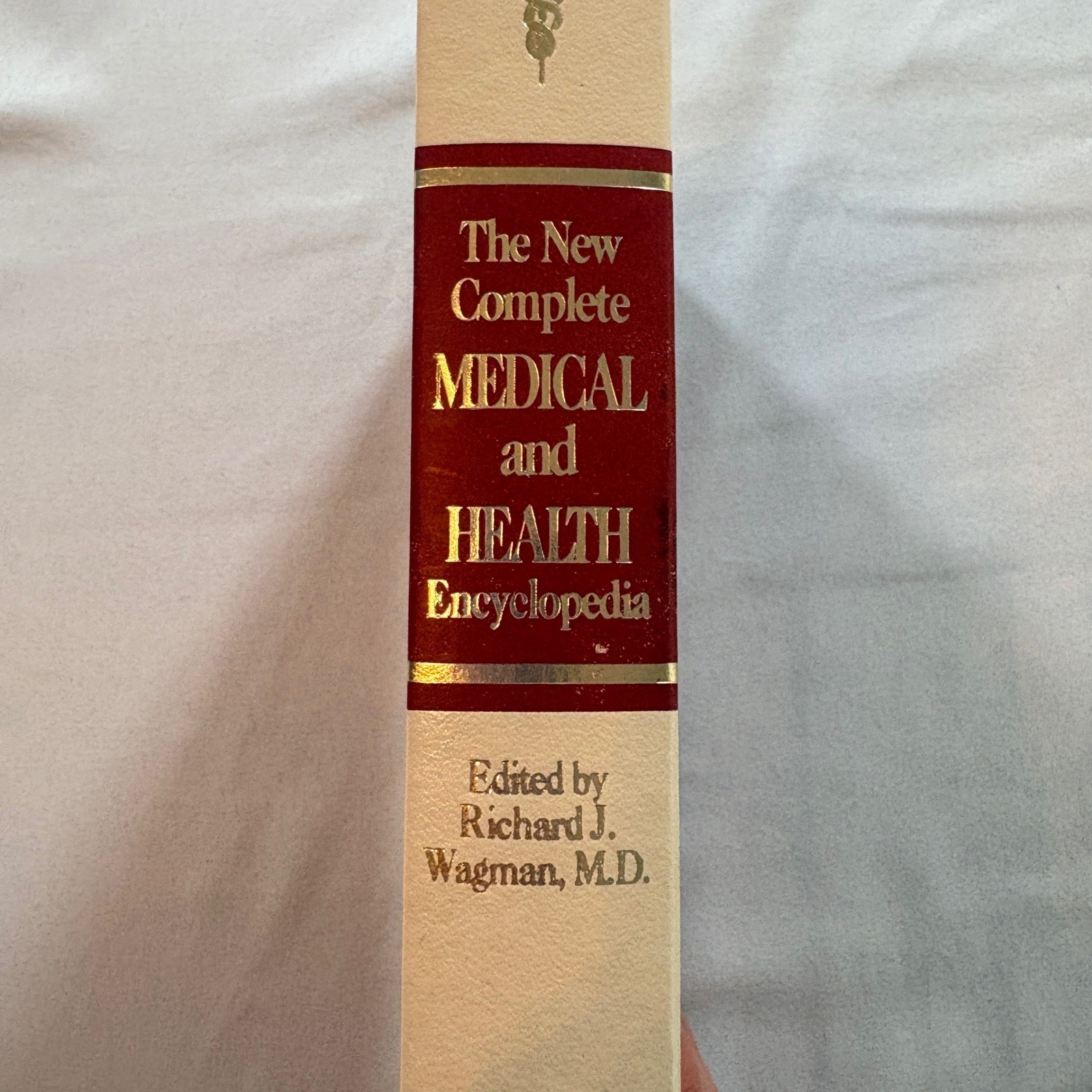 Ferguson Medical and Health Encyclopedia Volume 3 Hardcover 1987 Reference Book