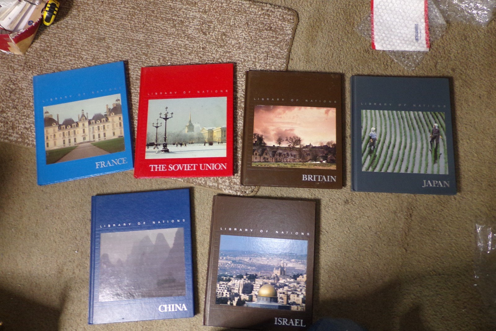 LIBRARY OF NATIONS – 6 BOOK SET